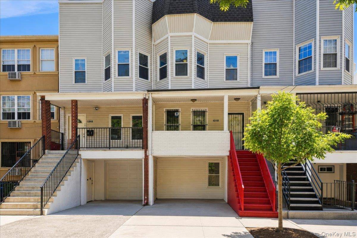 1346 College AVE, Bronx, NY 10456