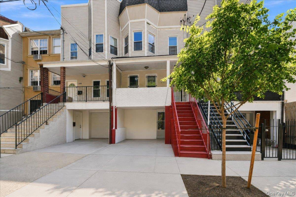 1346 College AVE, Bronx, NY 10456