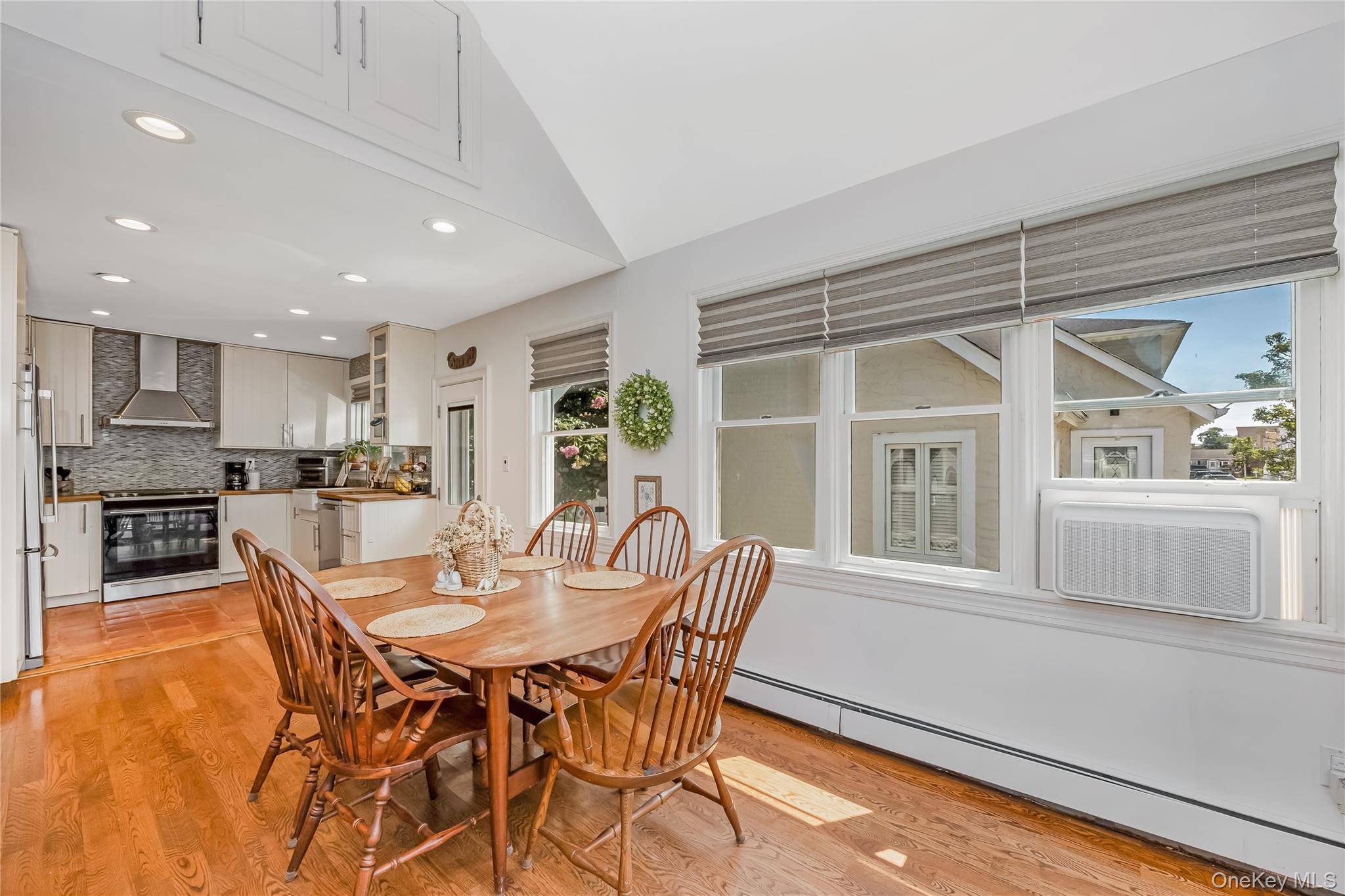 24 Harmon ST, Long Beach, NY 11561
