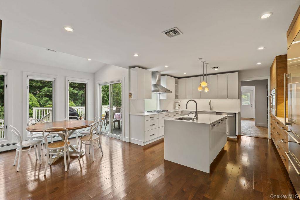 176 Grandview AVE, Monsey, NY 10952
