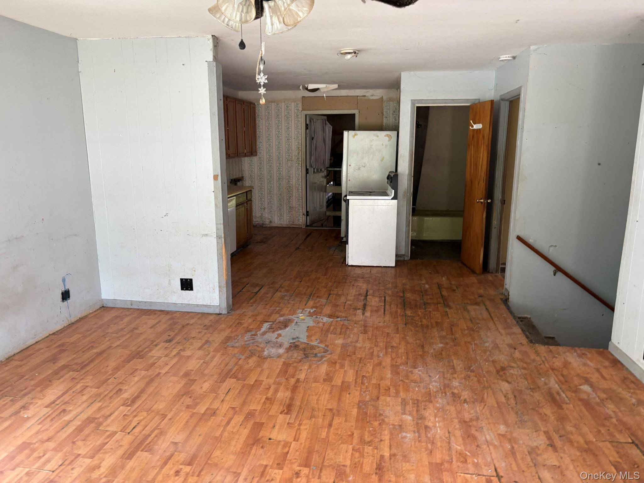 18 Clark ST, Deposit, NY 13754
