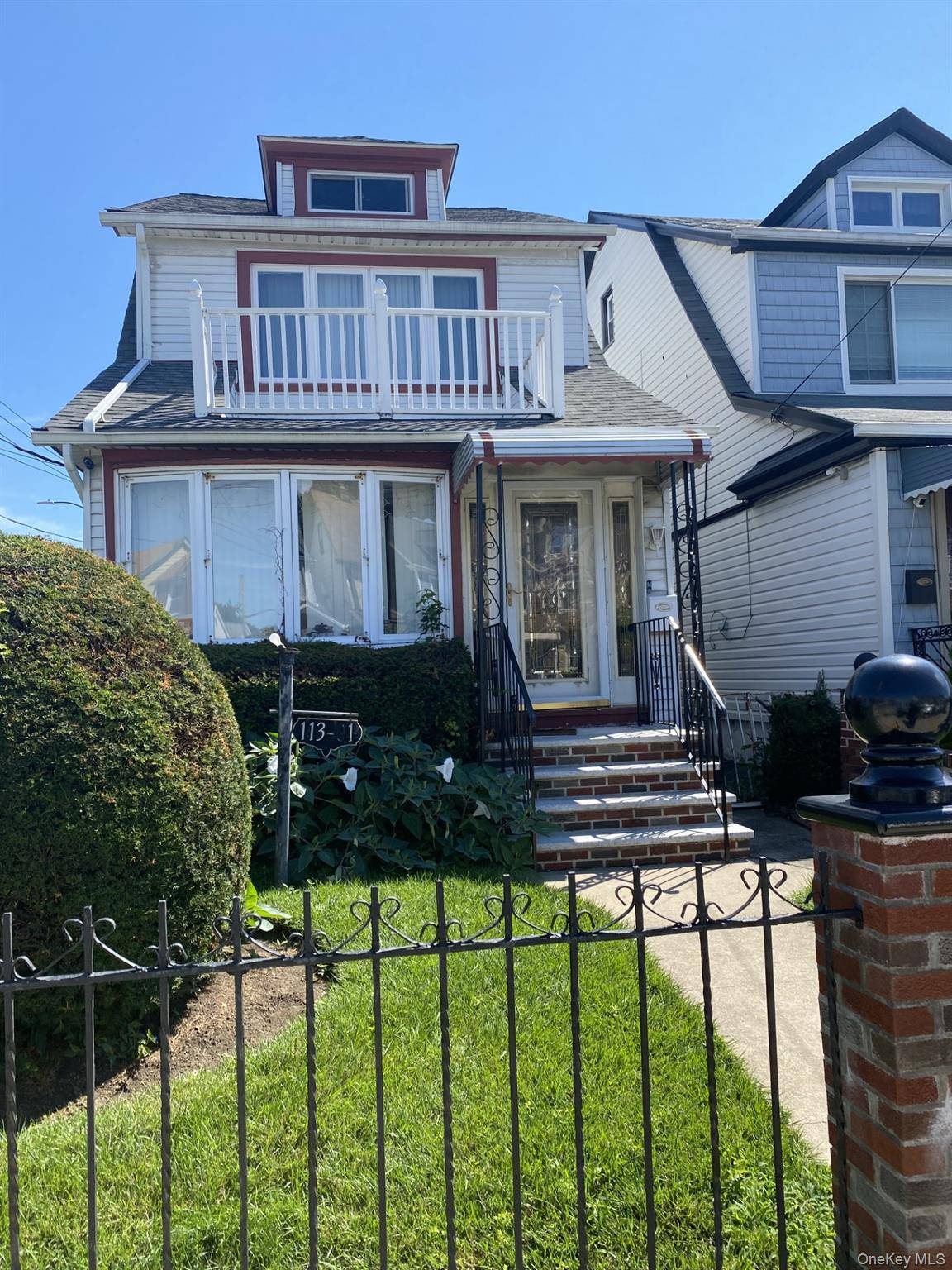 11301 209th ST, Queens Village, NY 11429