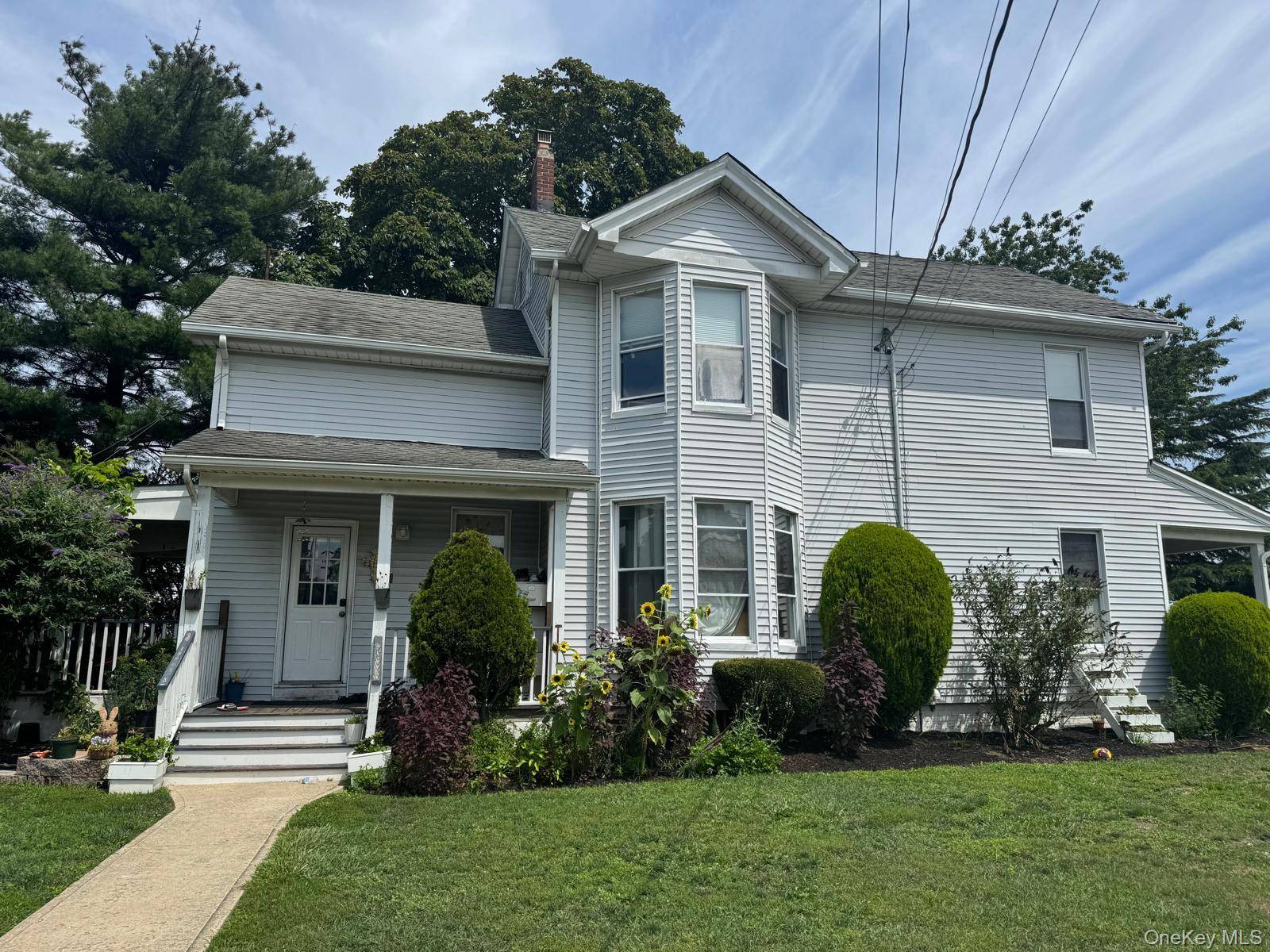 172 N Ocean AVE, Patchogue, NY 11772
