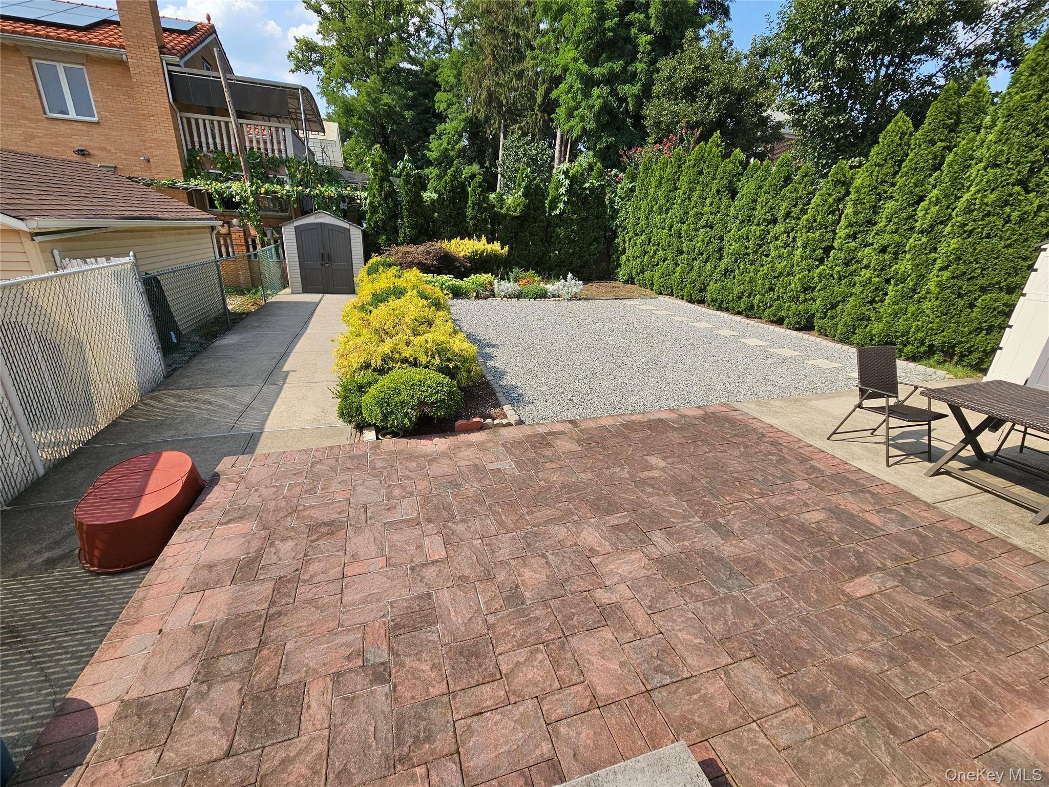 248-41 Thebes AVE, Little Neck, NY 11362