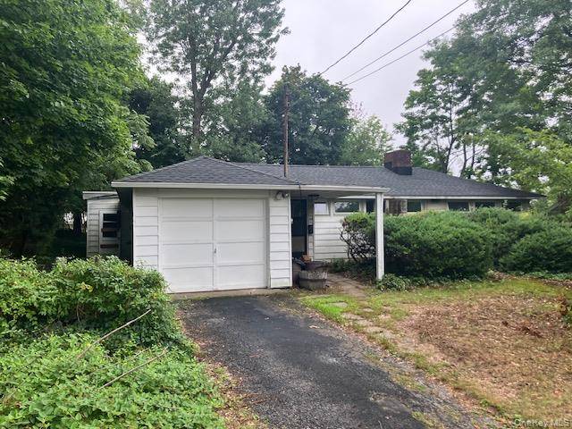 35 Washington AVE, Glen Head, NY 11545