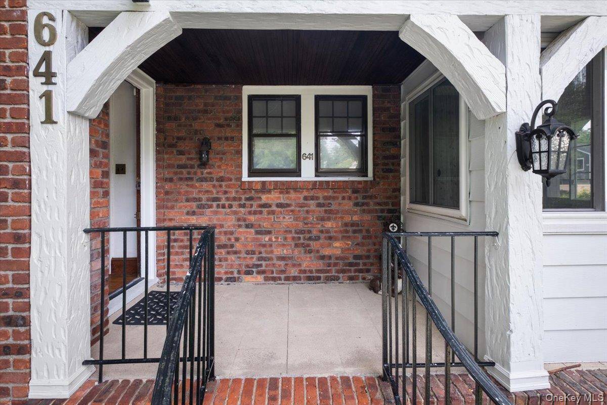 641 Secor RD, Hartsdale, NY 10530
