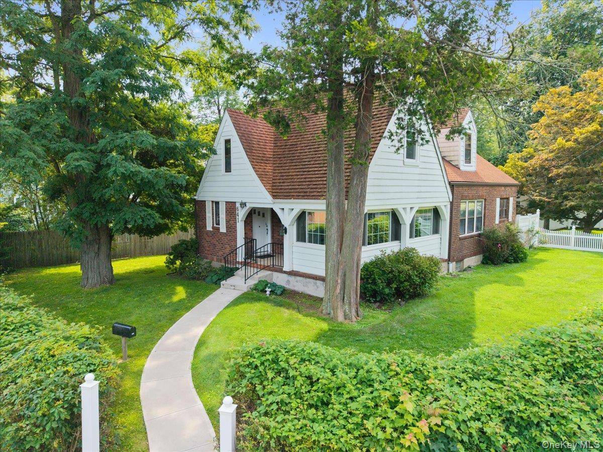 641 Secor RD, Hartsdale, NY 10530