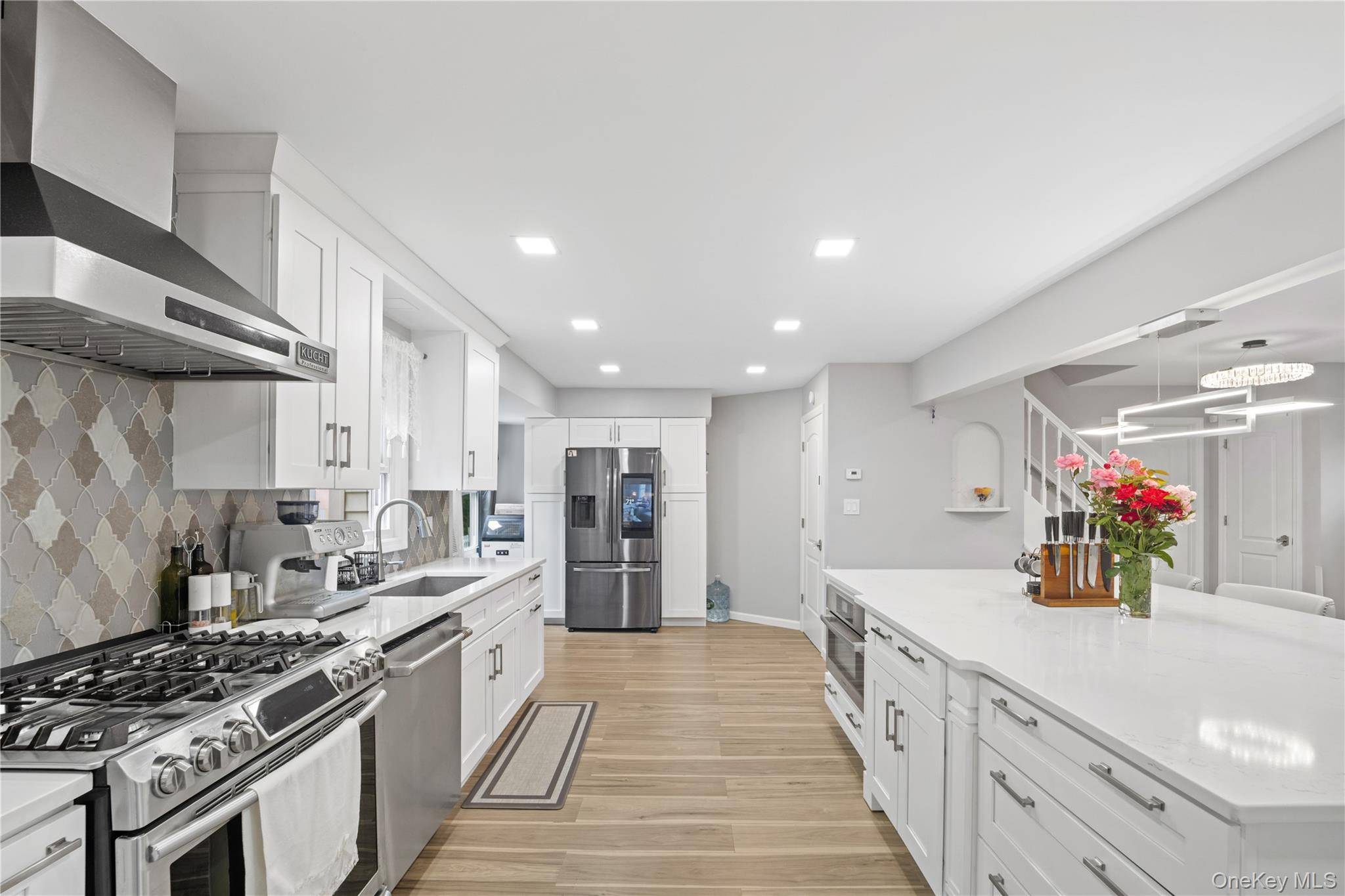 3123 Douglas DR, Yorktown Heights, NY 10598