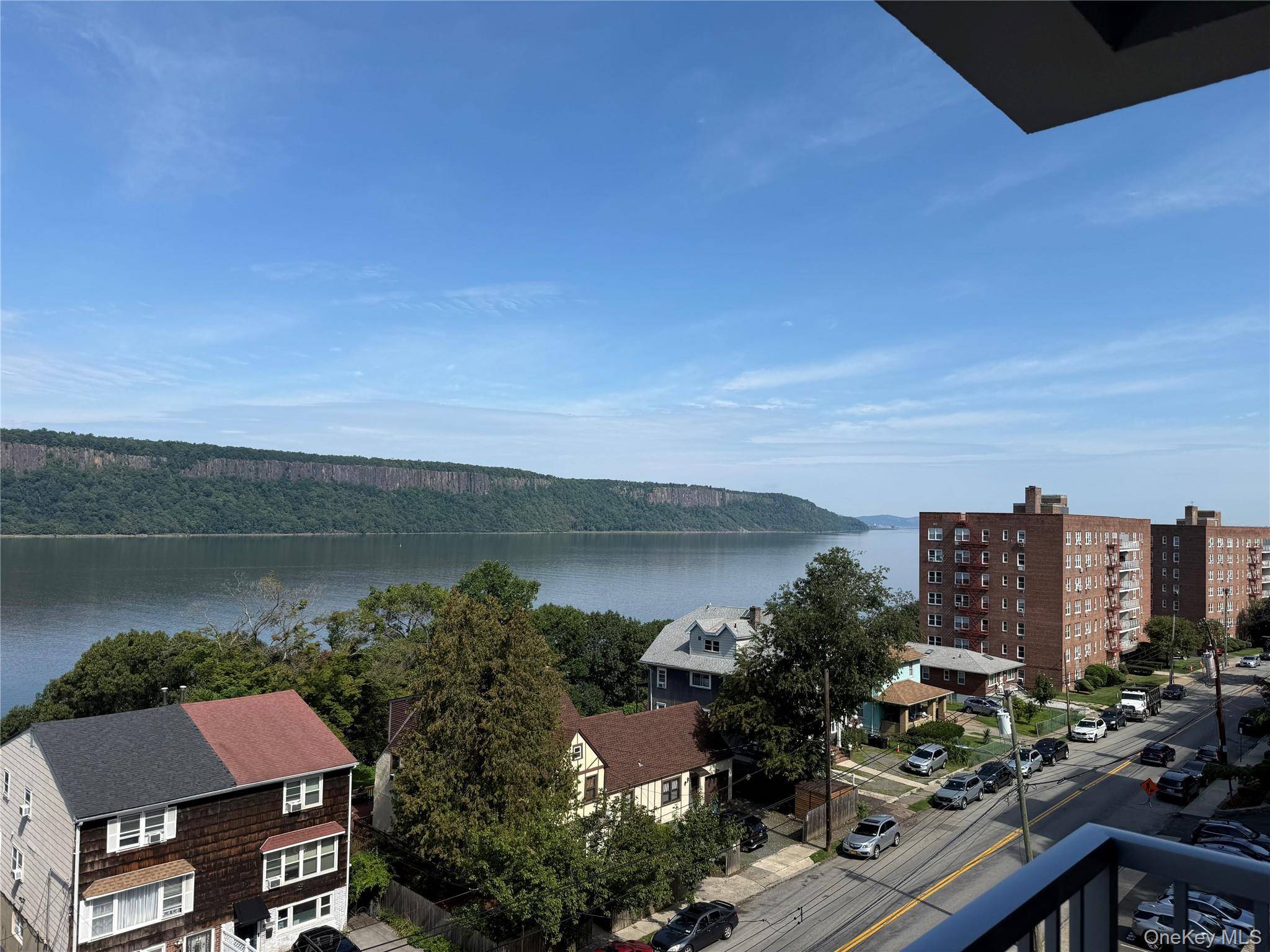 650 Warburton #5E, Yonkers, NY 10701