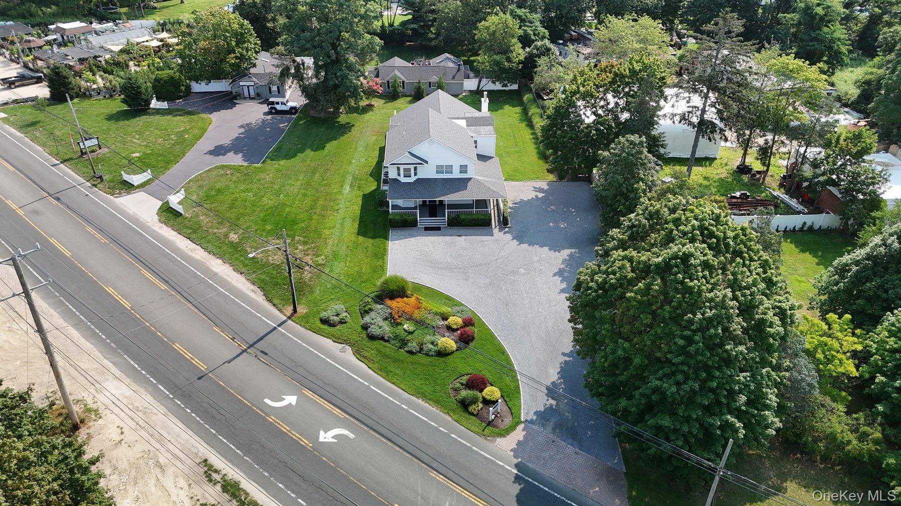 250 Montauk HWY, East Moriches, NY 11940