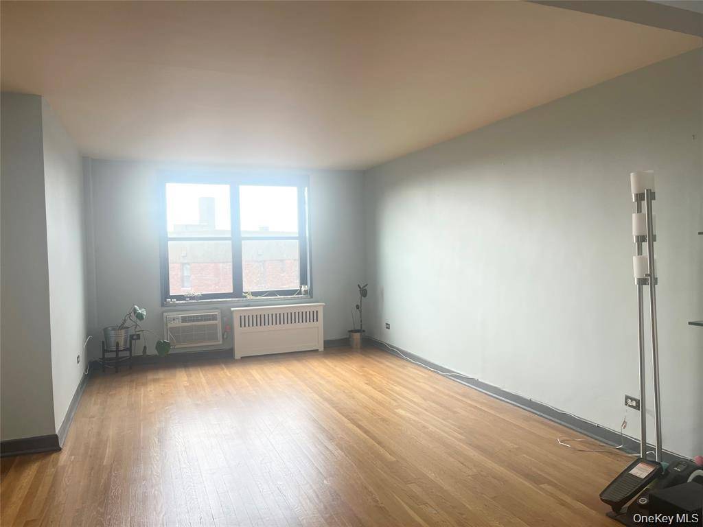 139-15 83rd AVE #717, Briarwood, NY 11435