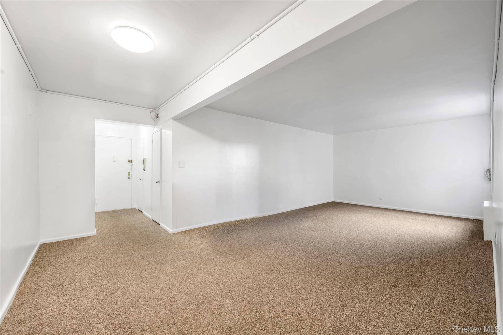 224-24 Union TPKE #3K, Oakland Gardens, NY 11364