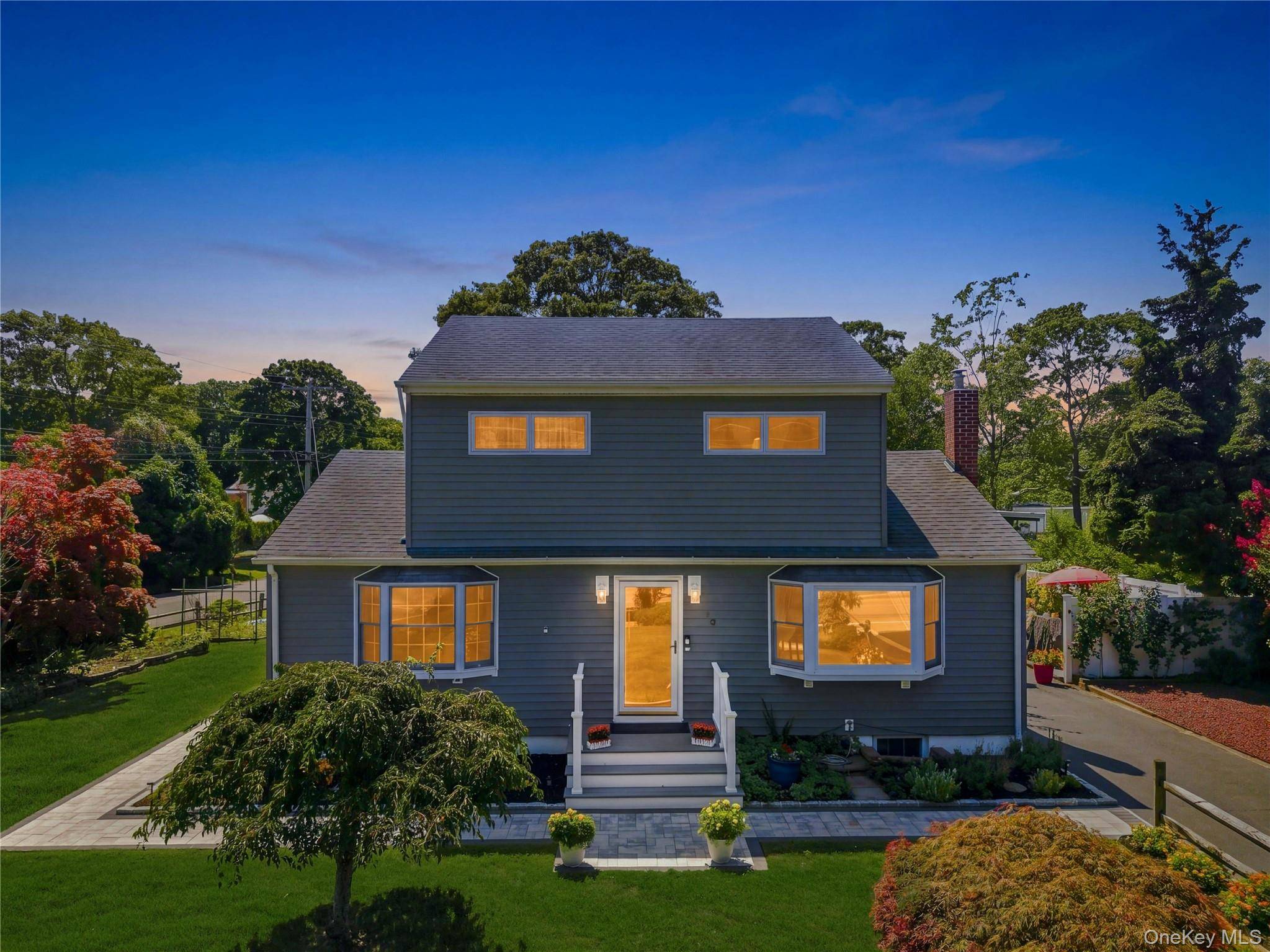 70 Fanning AVE, Hampton Bays, NY 11946