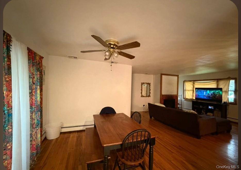 139 Parkside AVE, Miller Place, NY 11764