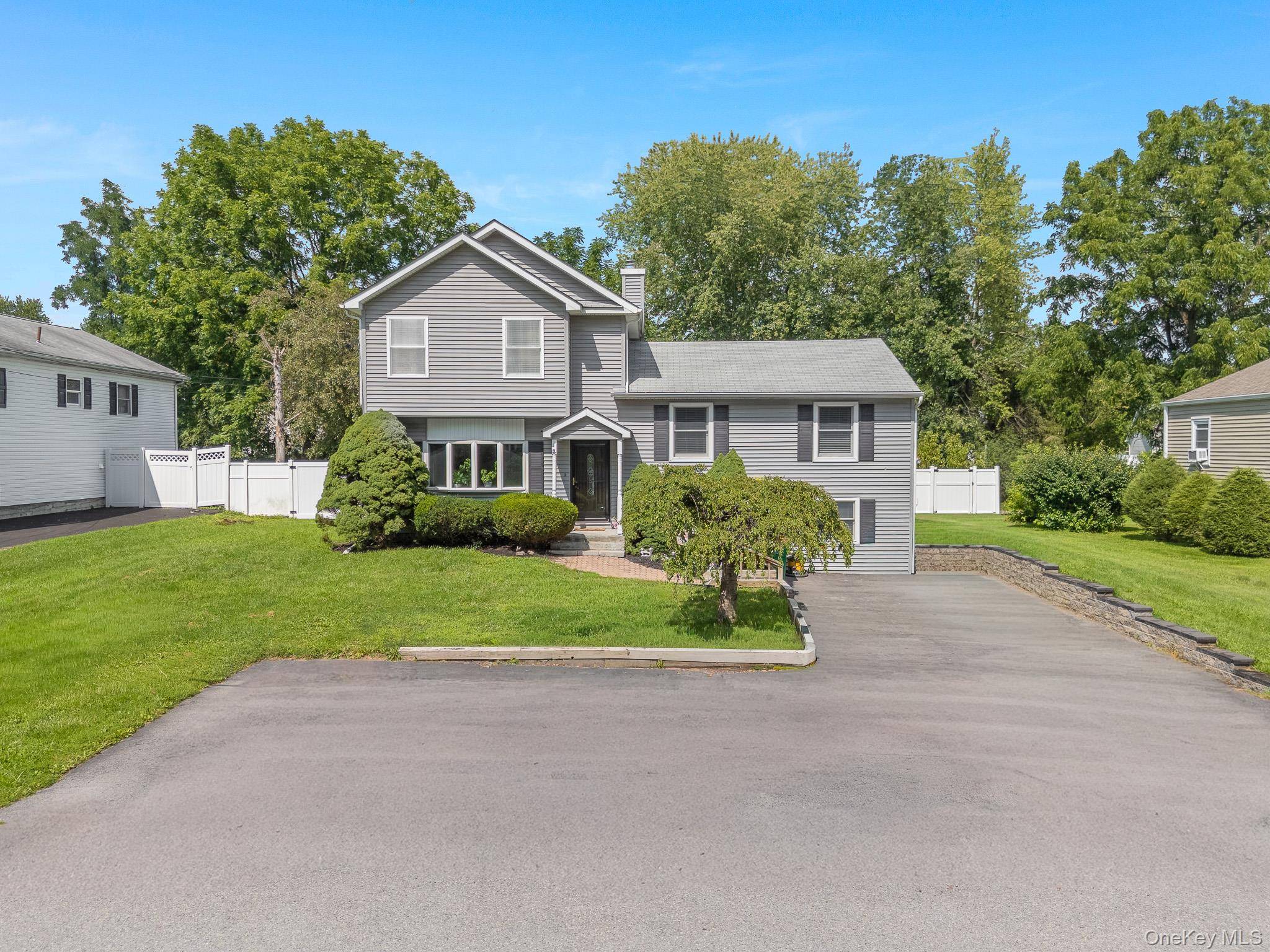 8 Hampton RD, Poughkeepsie, NY 12603