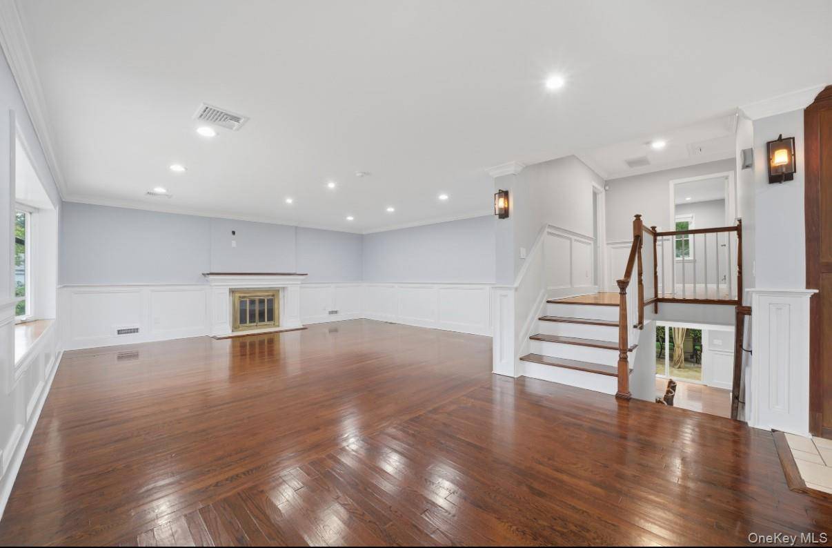87 Woodlawn AVE, New Rochelle, NY 10804