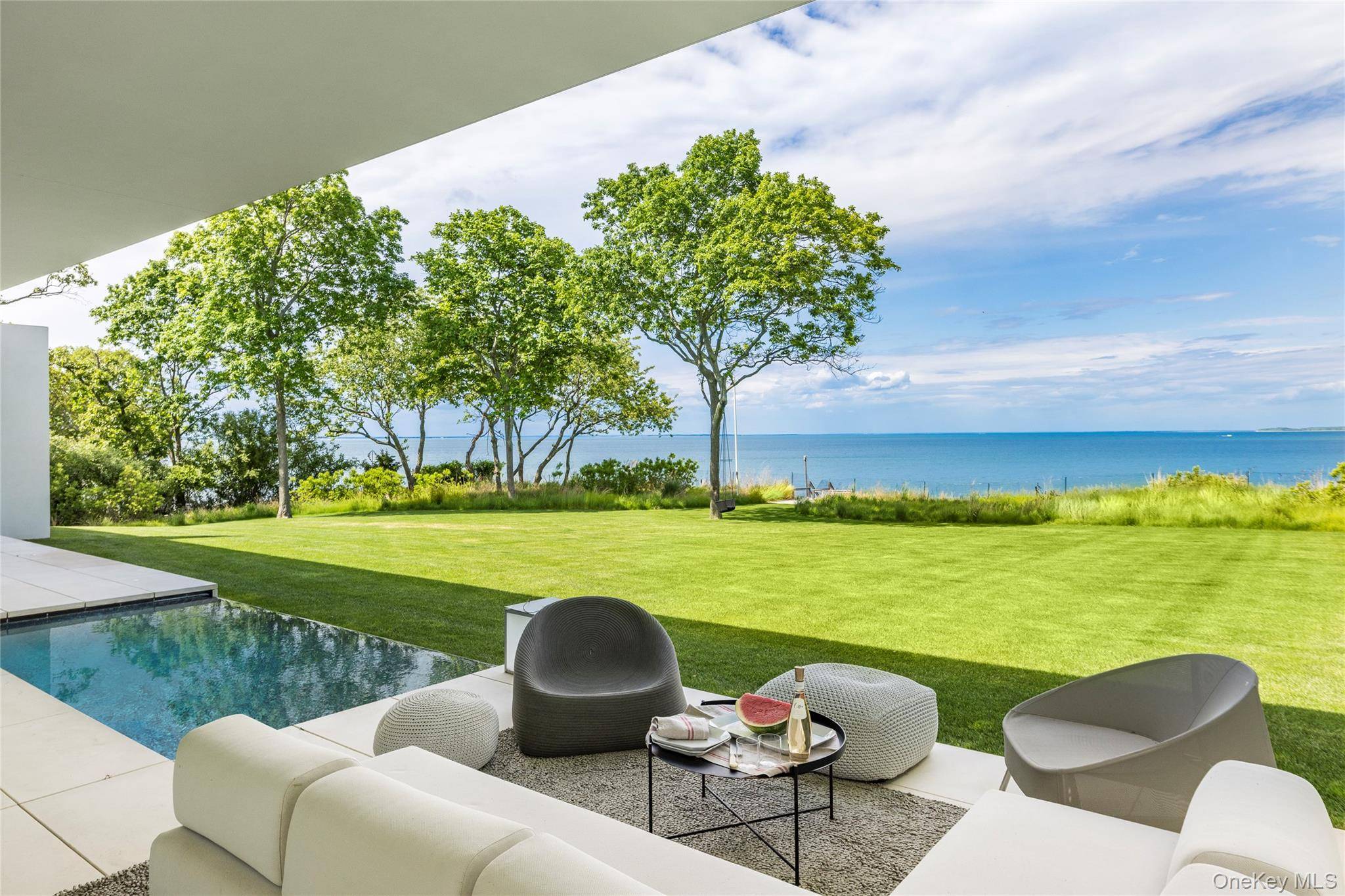 20 & 22 Hedges Banks DR, East Hampton, NY 11937