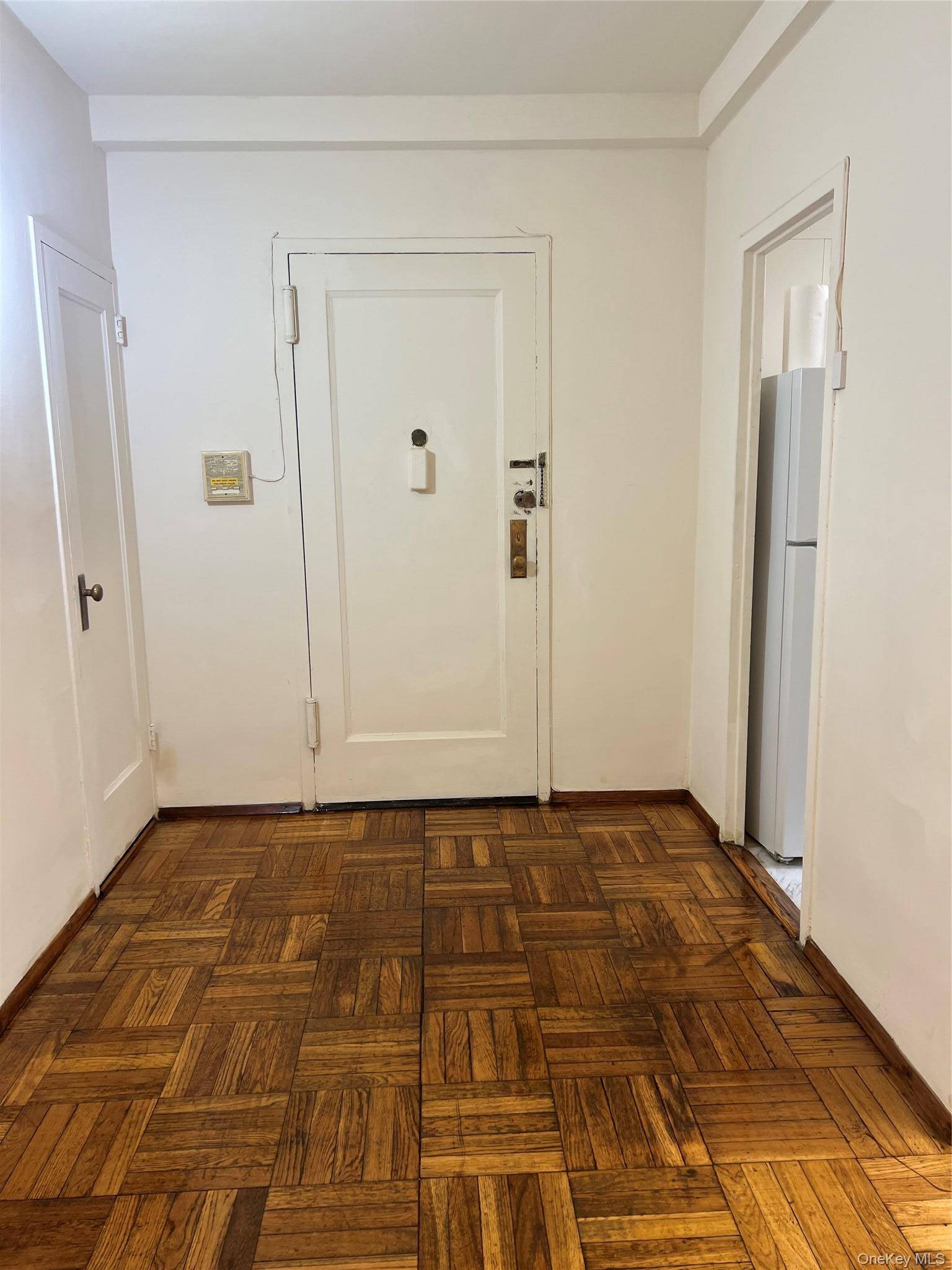 1569 Metropolitan AVE #5C, Bronx, NY 10462