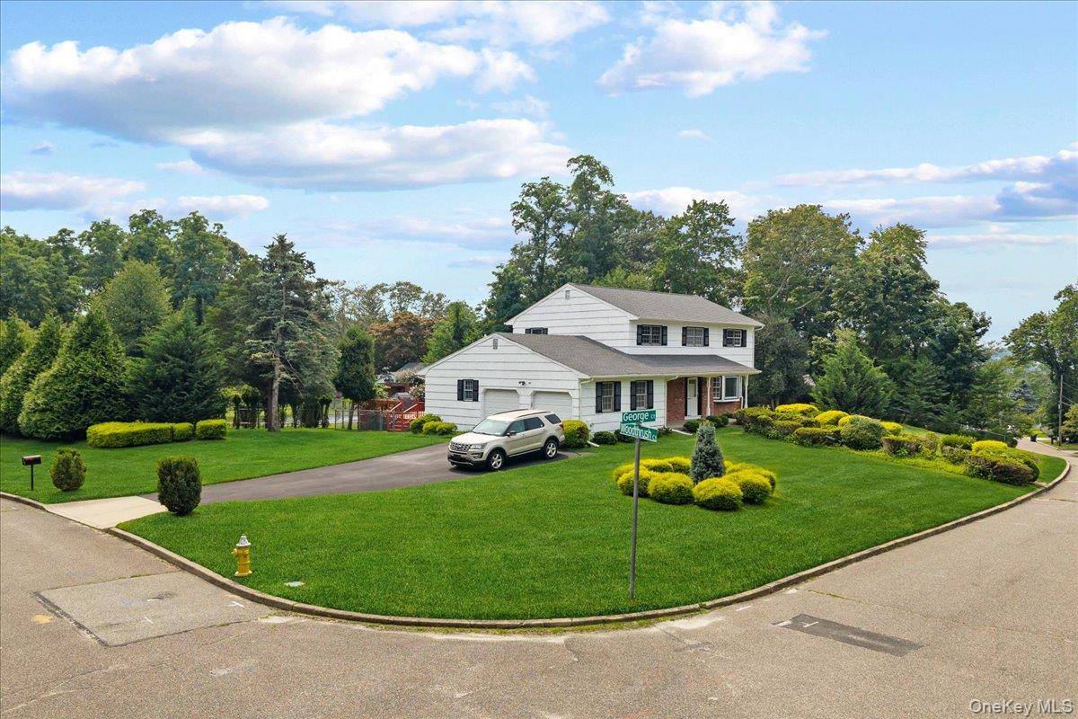 12 George CT, Miller Place, NY 11764