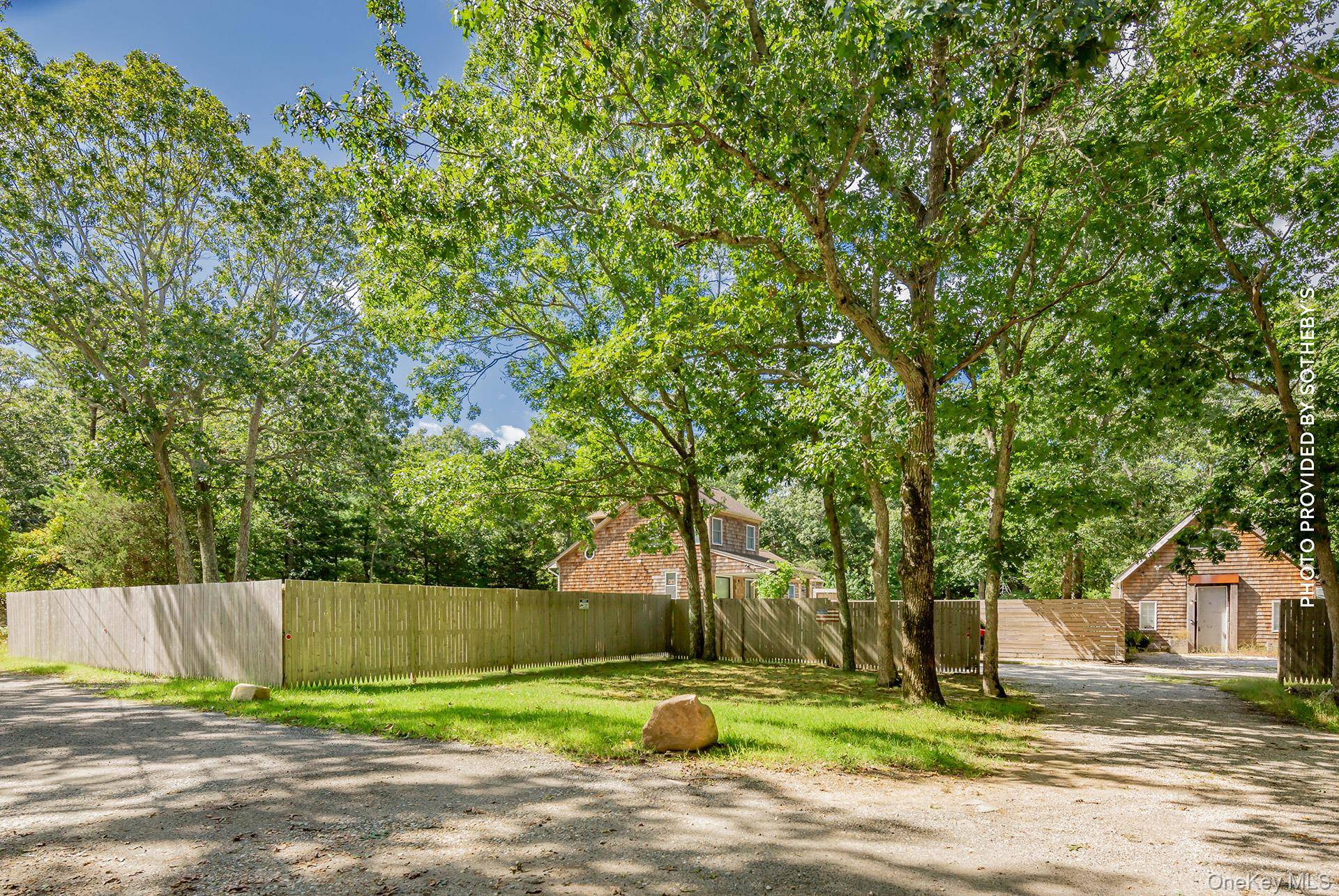 125 Neck PATH, East Hampton, NY 11937