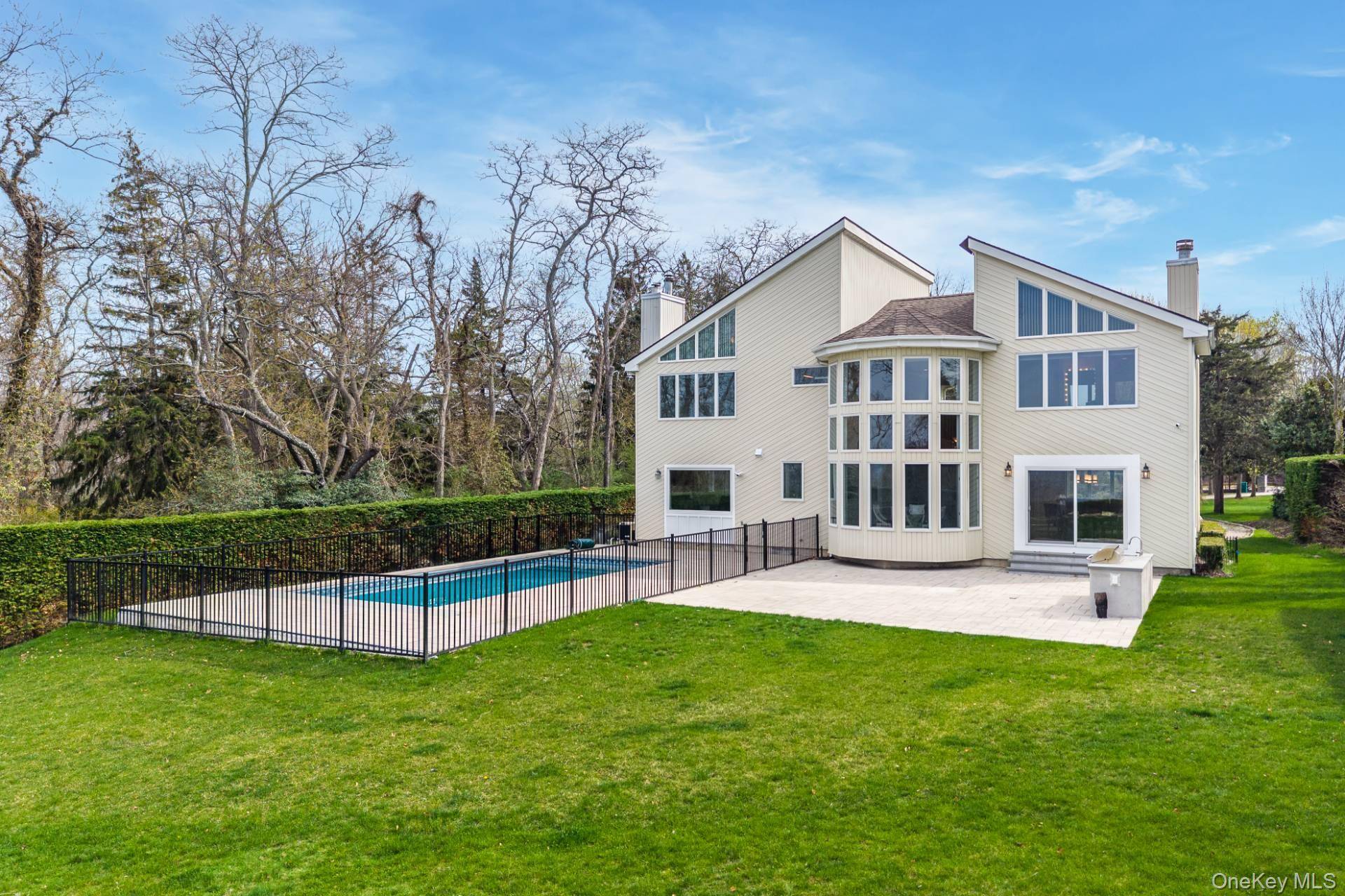 16125 Soundview AVE, Southold, NY 11971