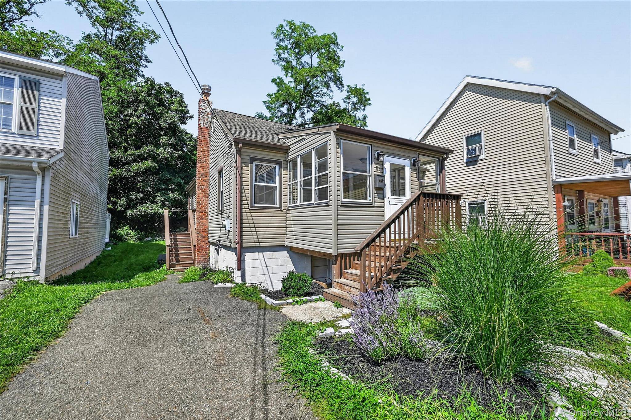 83 Center ST, Highland Falls, NY 10928