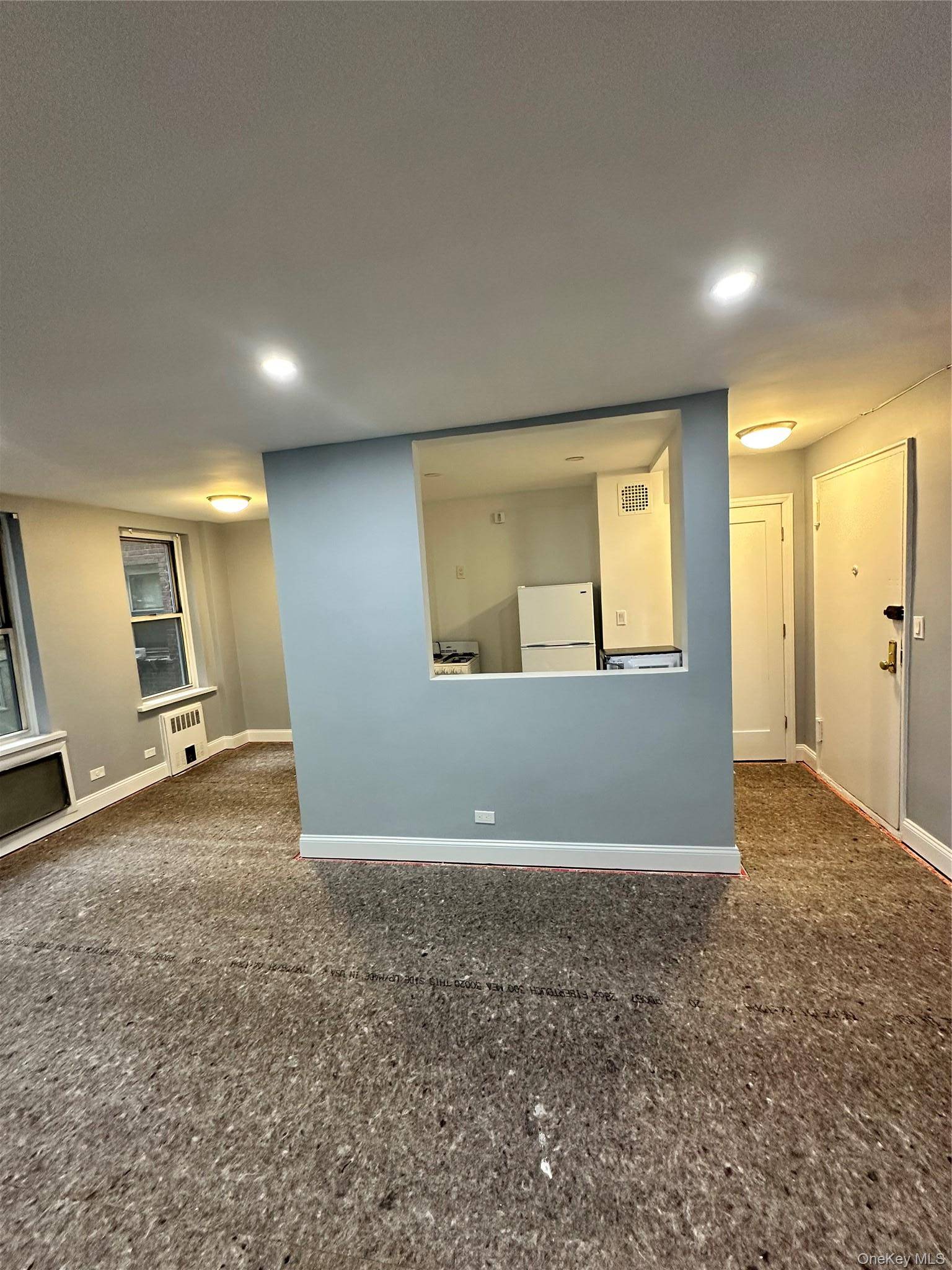 2385 Barker AVE #2B, Bronx, NY 10467