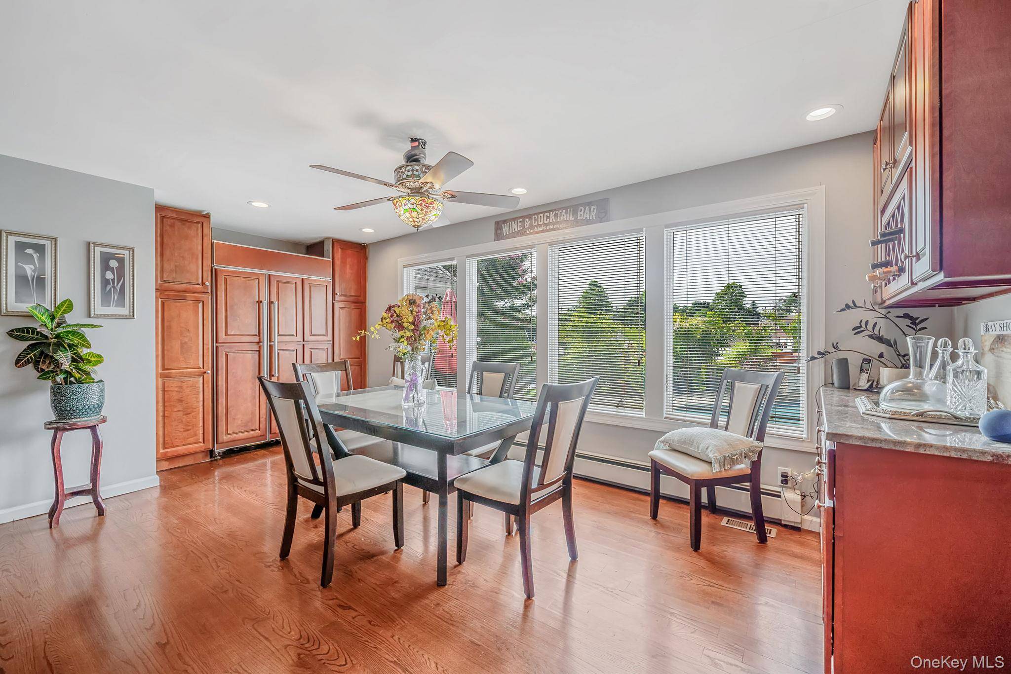 64 Mowbray AVE, Bay Shore, NY 11706