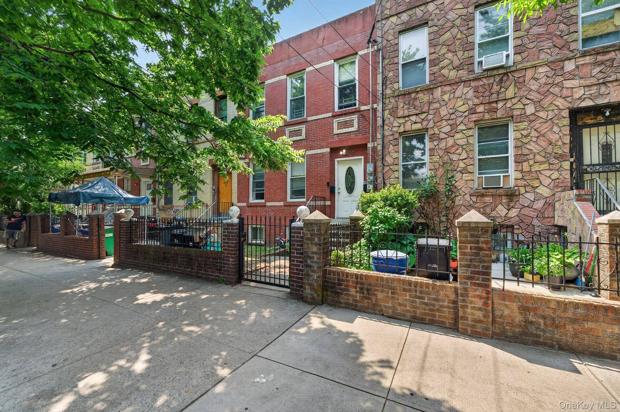 416 Van Siclen AVE, Brooklyn, NY 11207