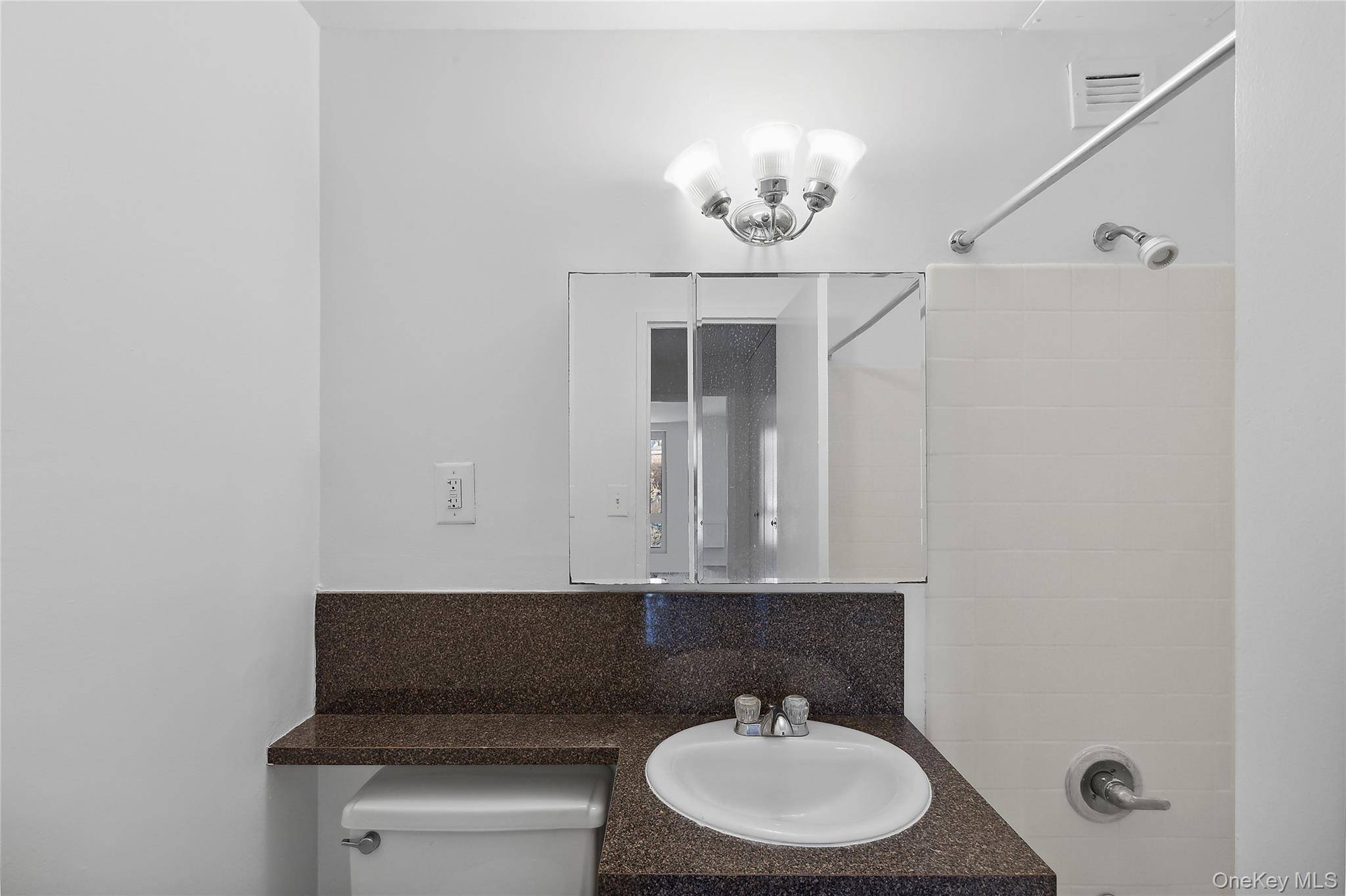 201 Ravine AVE #4H, Yonkers, NY 10701