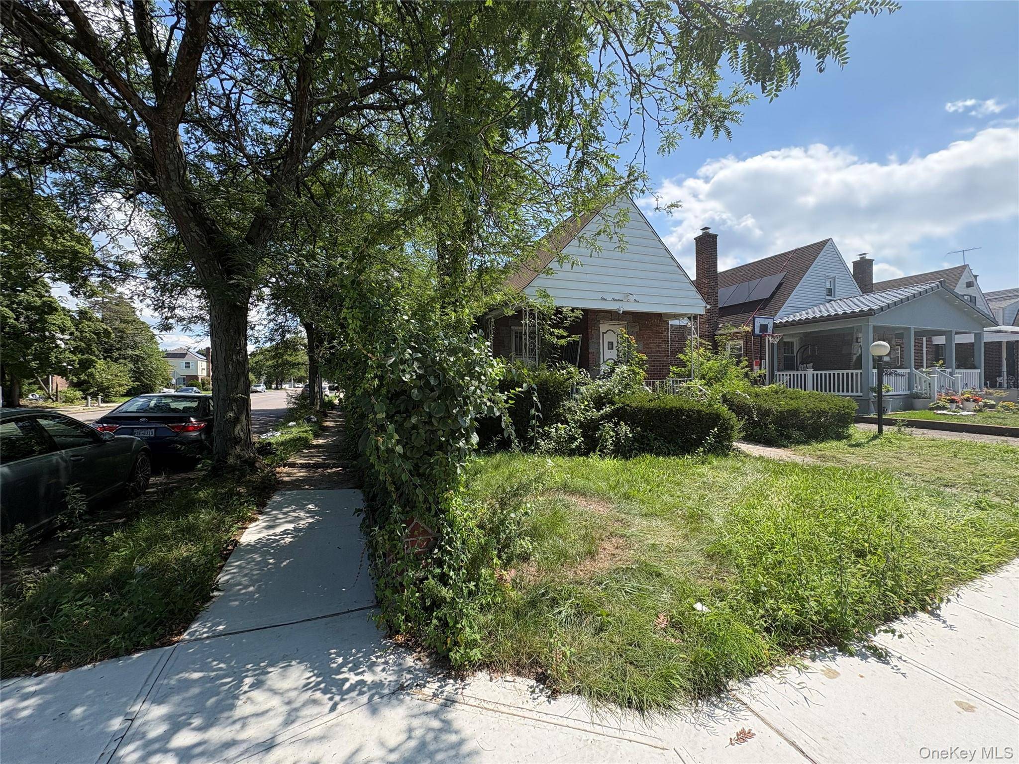 11901 223rd ST, Cambria Heights, NY 11411