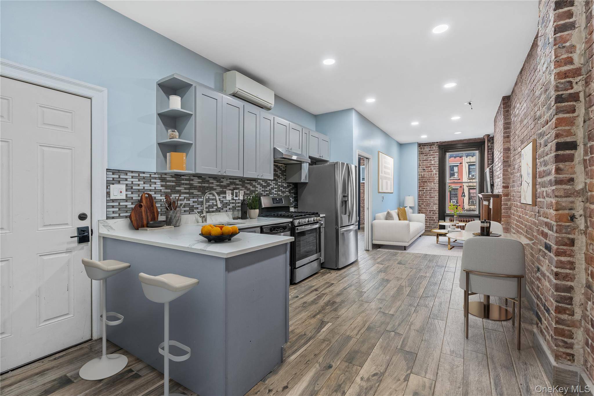 220 E 116th ST #3rd Floor, New York (manhattan), NY 10029