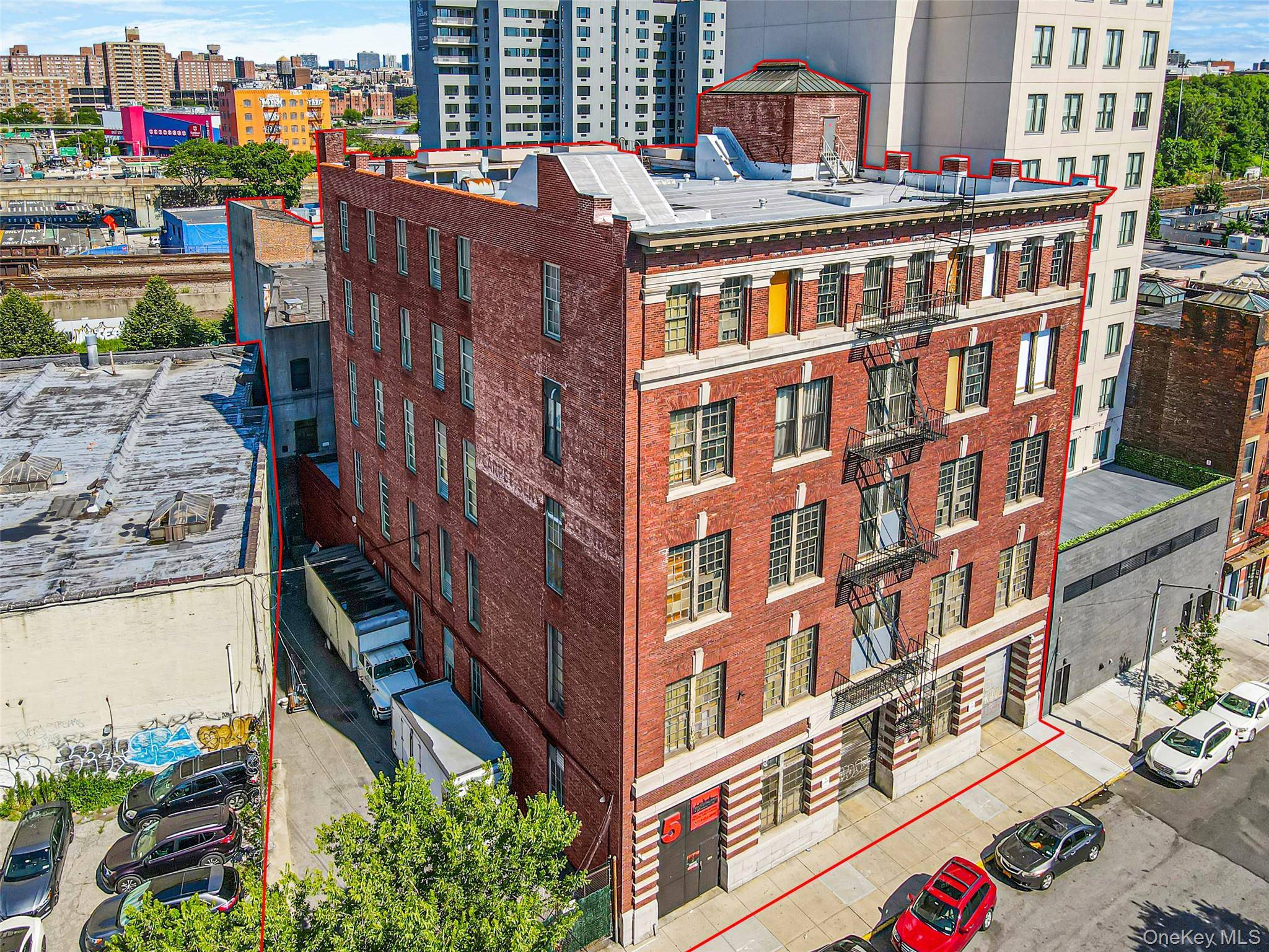 5 Canal PL, Bronx, NY 10451