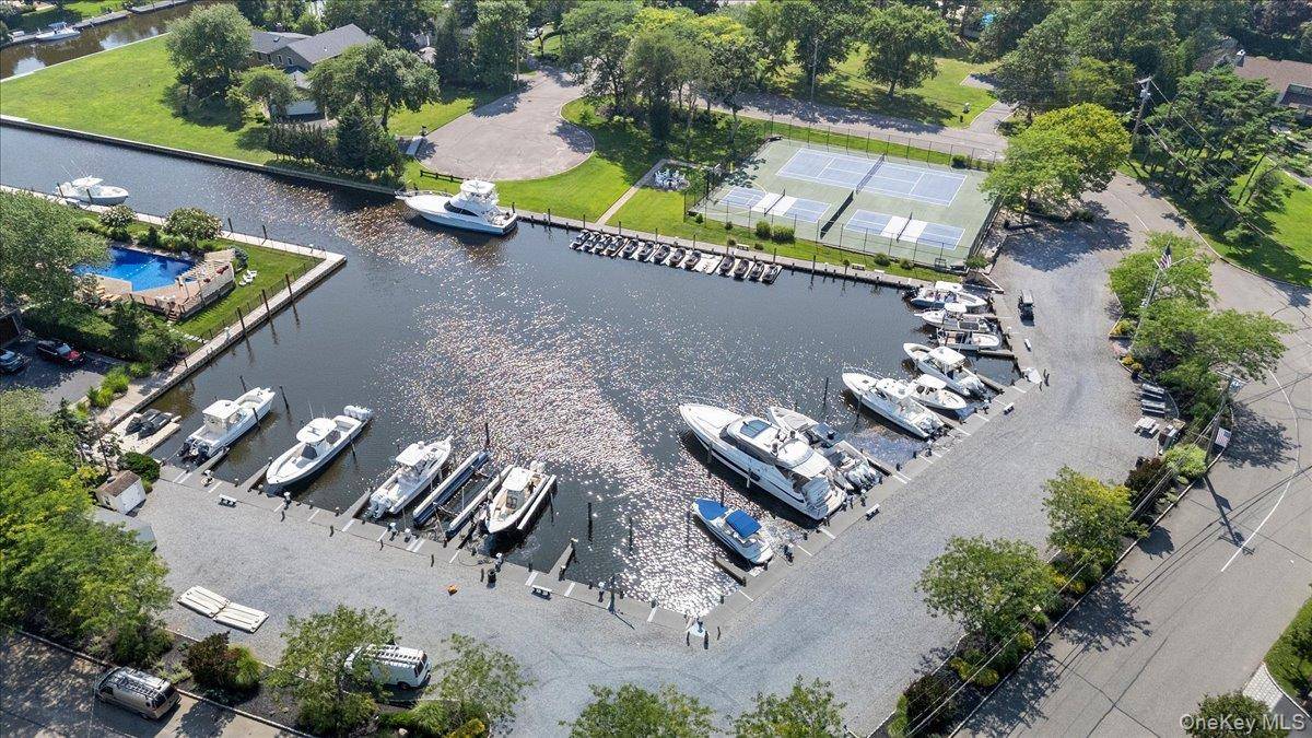 7 The Keel, East Islip, NY 11730