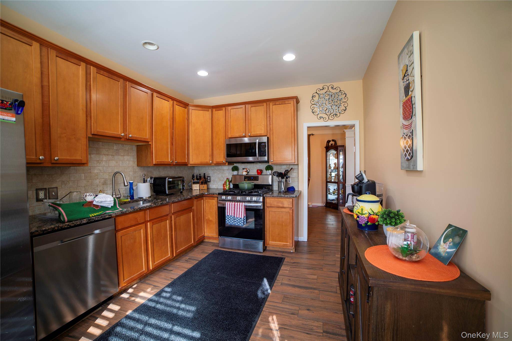 10 Bainbridge PL #704, Newburgh, NY 12550