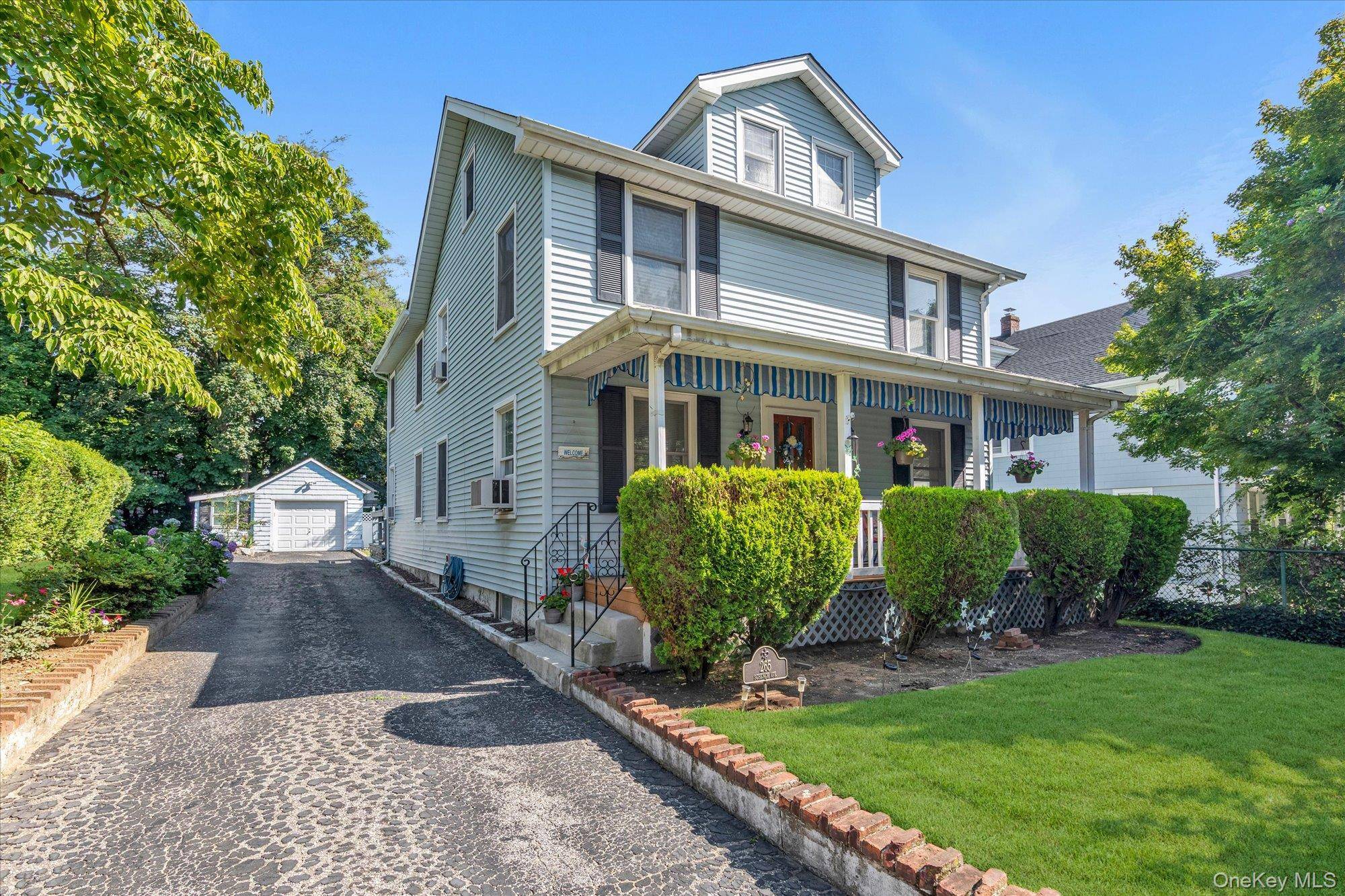 265 Schenck AVE, Great Neck, NY 11021