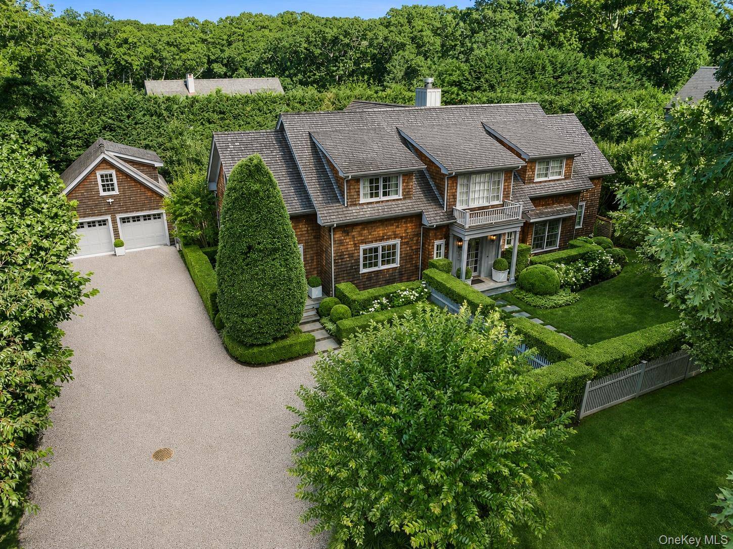 67 Buell Lane EXT, East Hampton, NY 11963