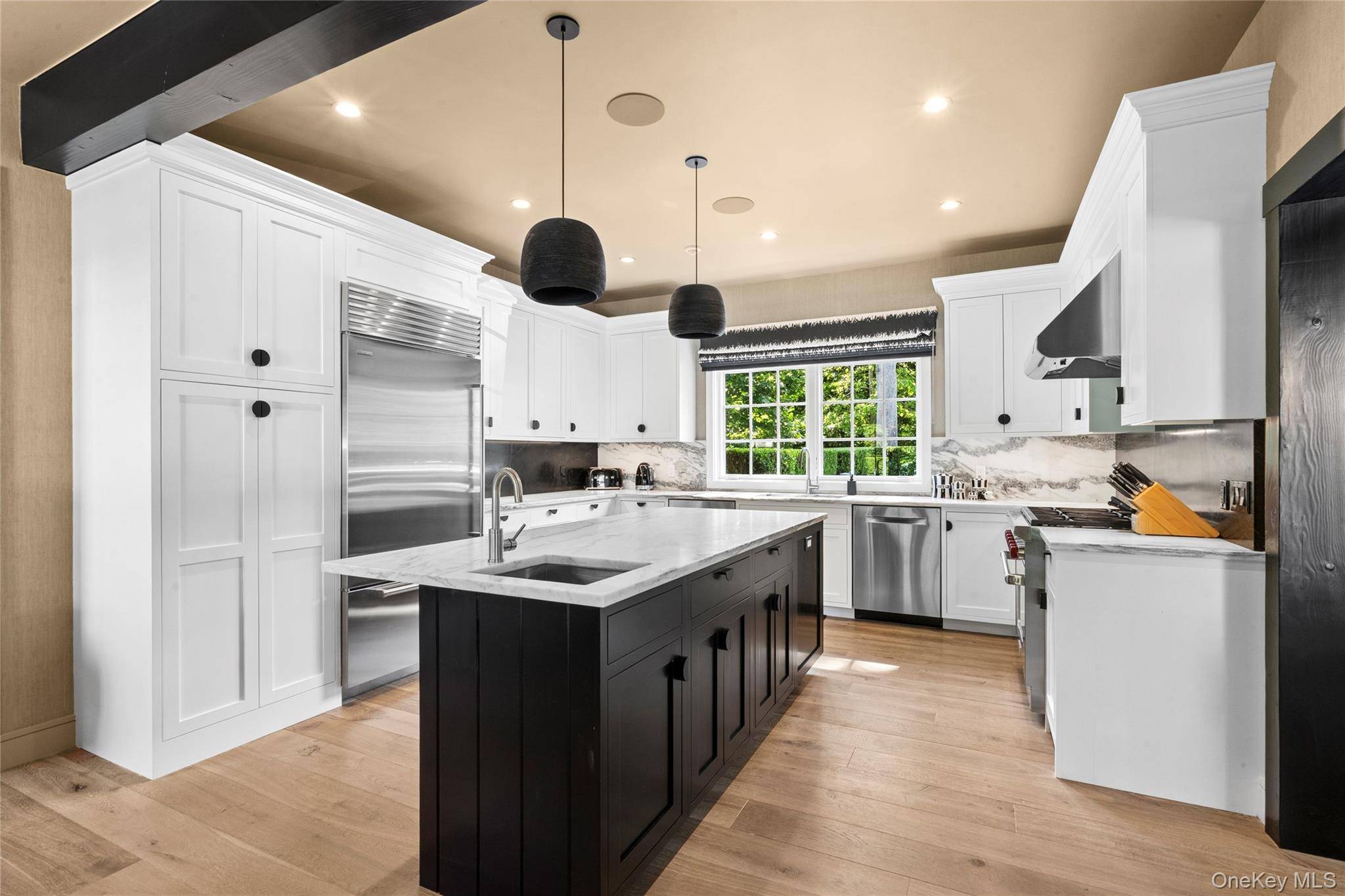 67 Buell Lane EXT, East Hampton, NY 11963
