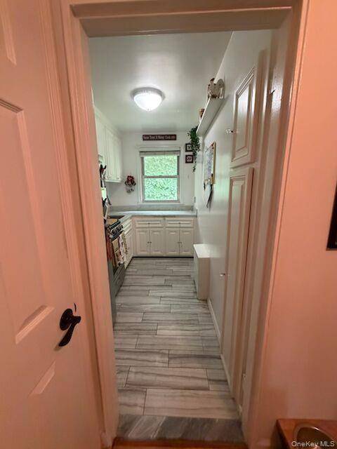 9 Stokes RD #2B, Yonkers, NY 10710