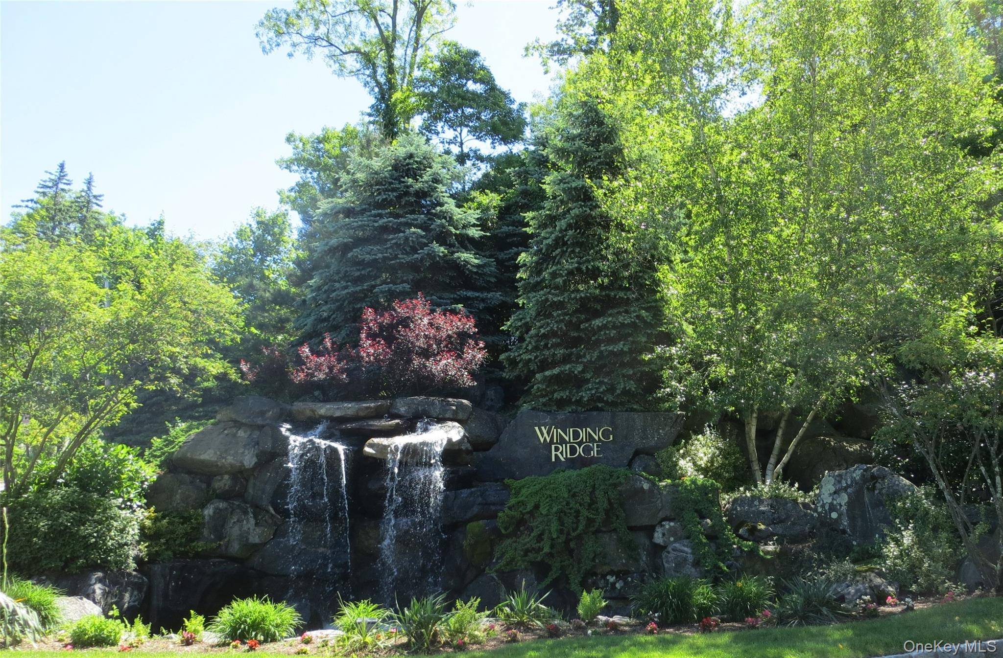 140 Winding Ridge RD #140, White Plains, NY 10603