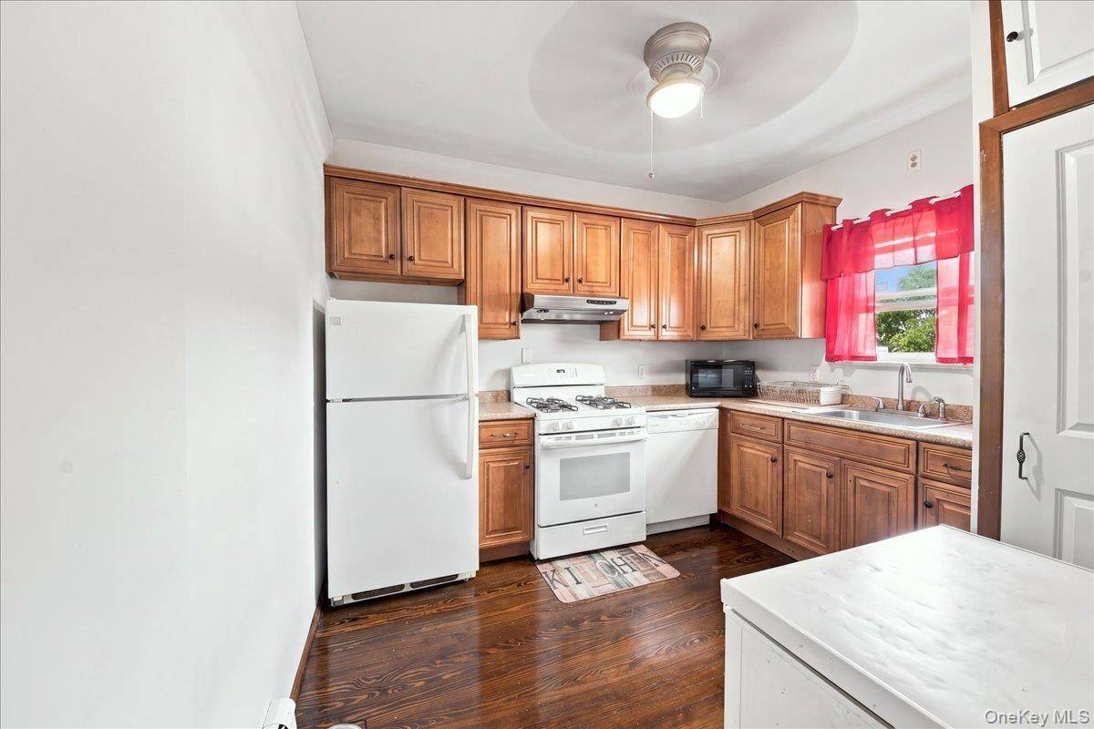 786 Mile Square RD, Yonkers, NY 10704