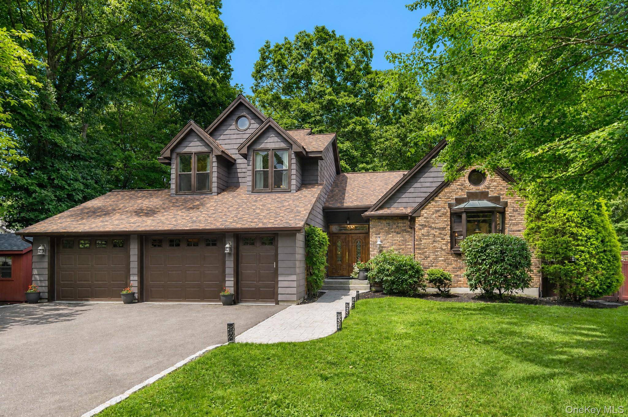 11 Coach Hill Drive Danbury, CT, Call Listing Agent, CT 06811