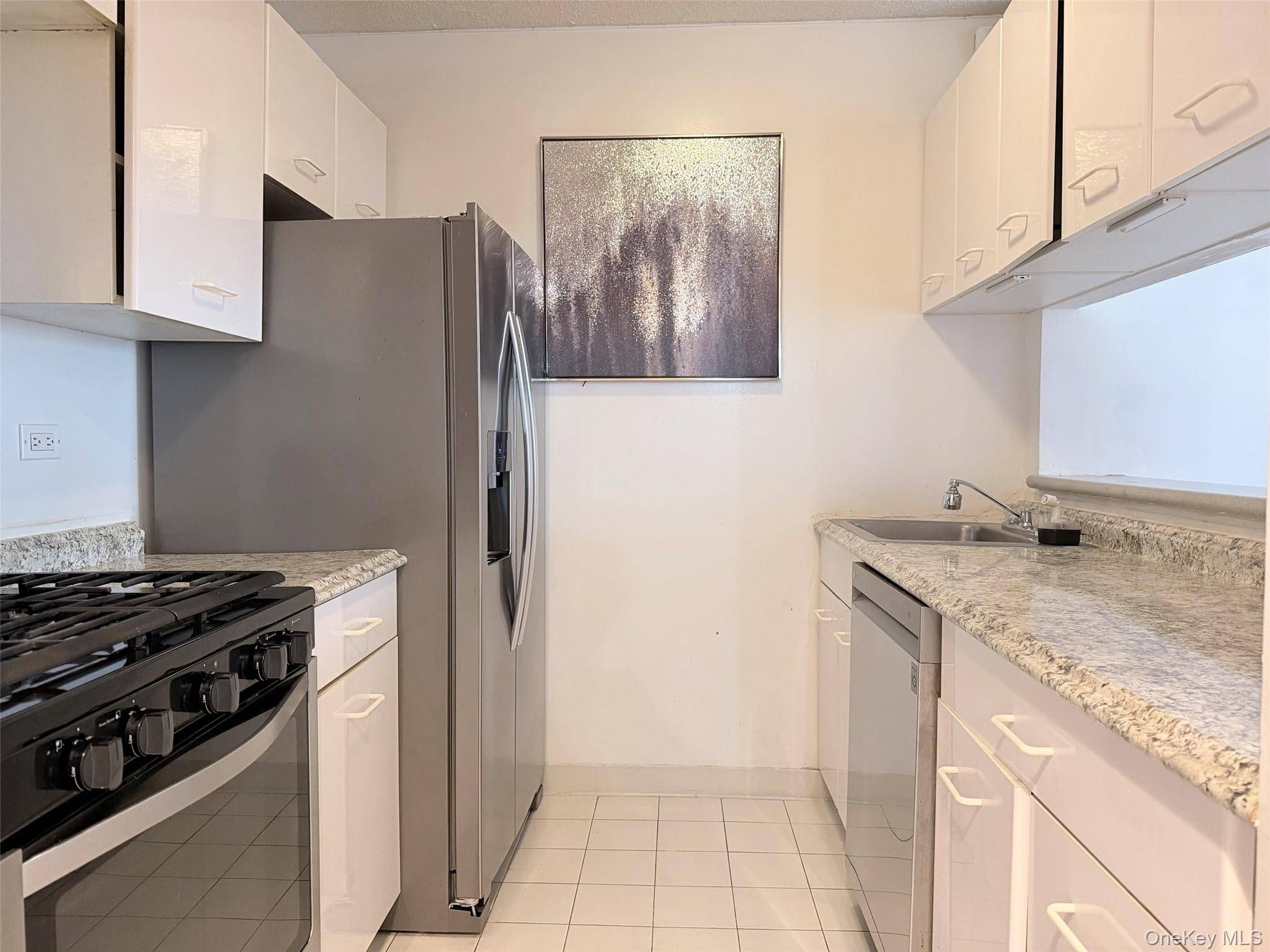 2 S End AVE #3W, New York (manhattan), NY 10280