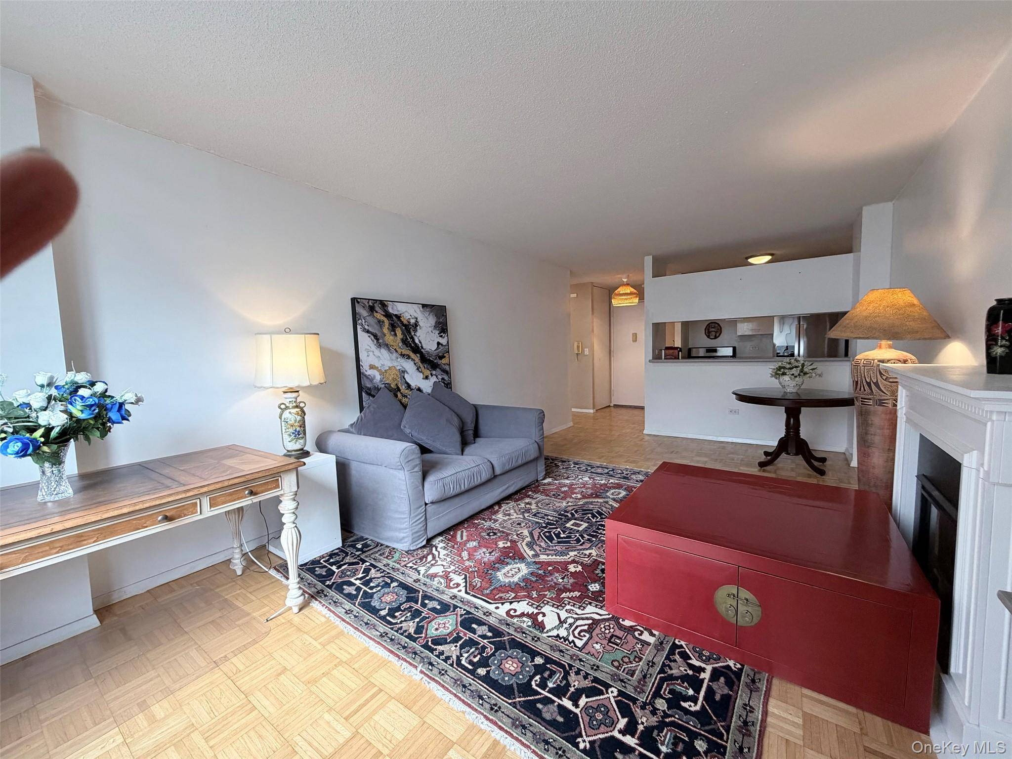 2 S End AVE #3W, New York (manhattan), NY 10280