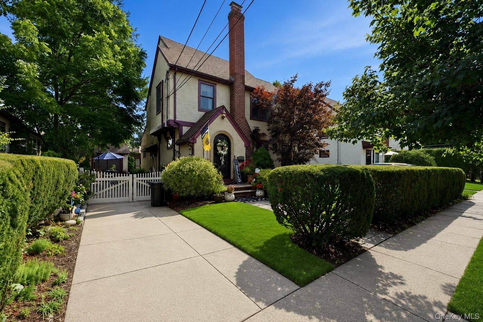 227 Sycamore ST, West Hempstead, NY 11552