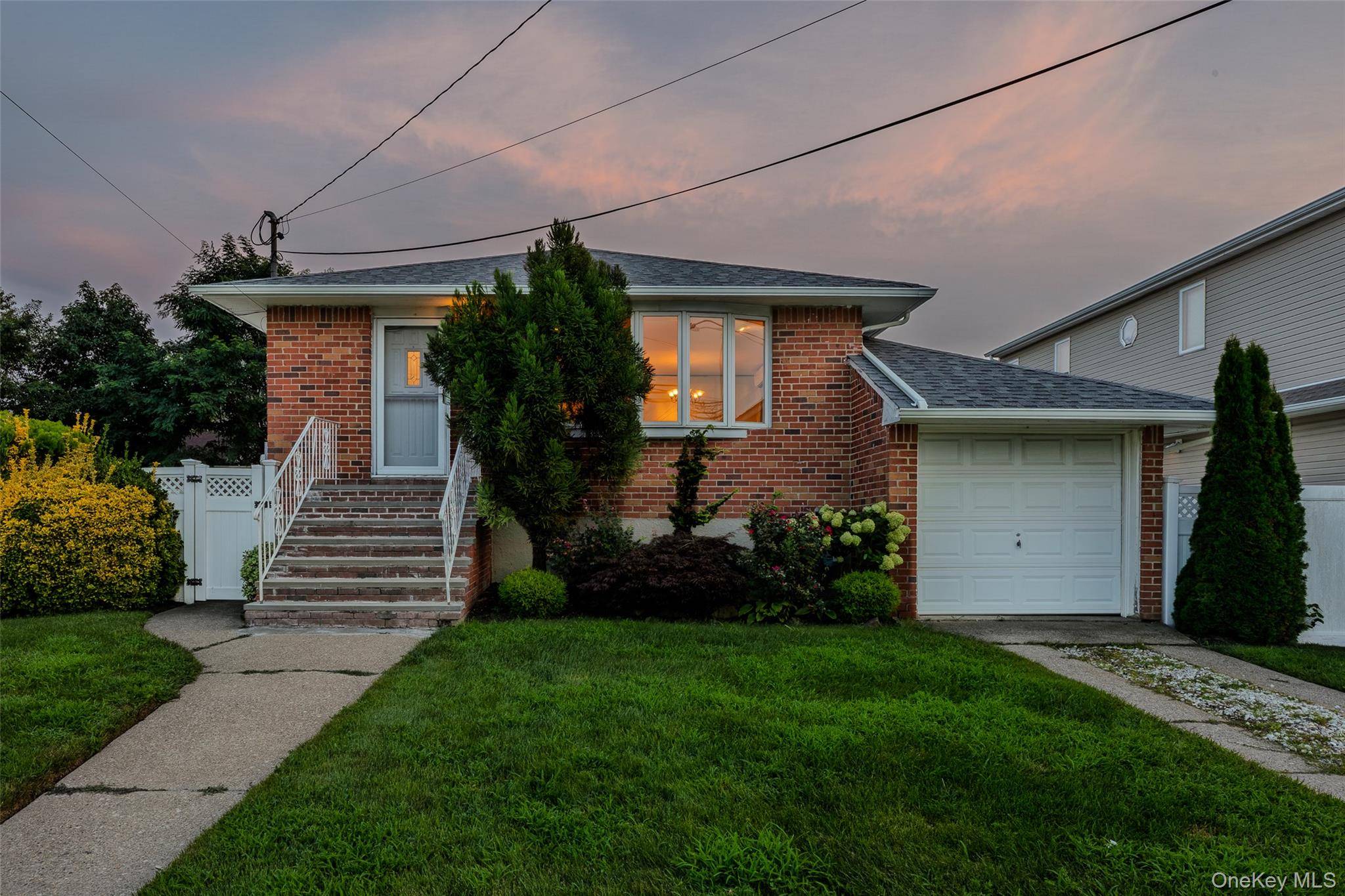 2470 Horace CT, Bellmore, NY 11710