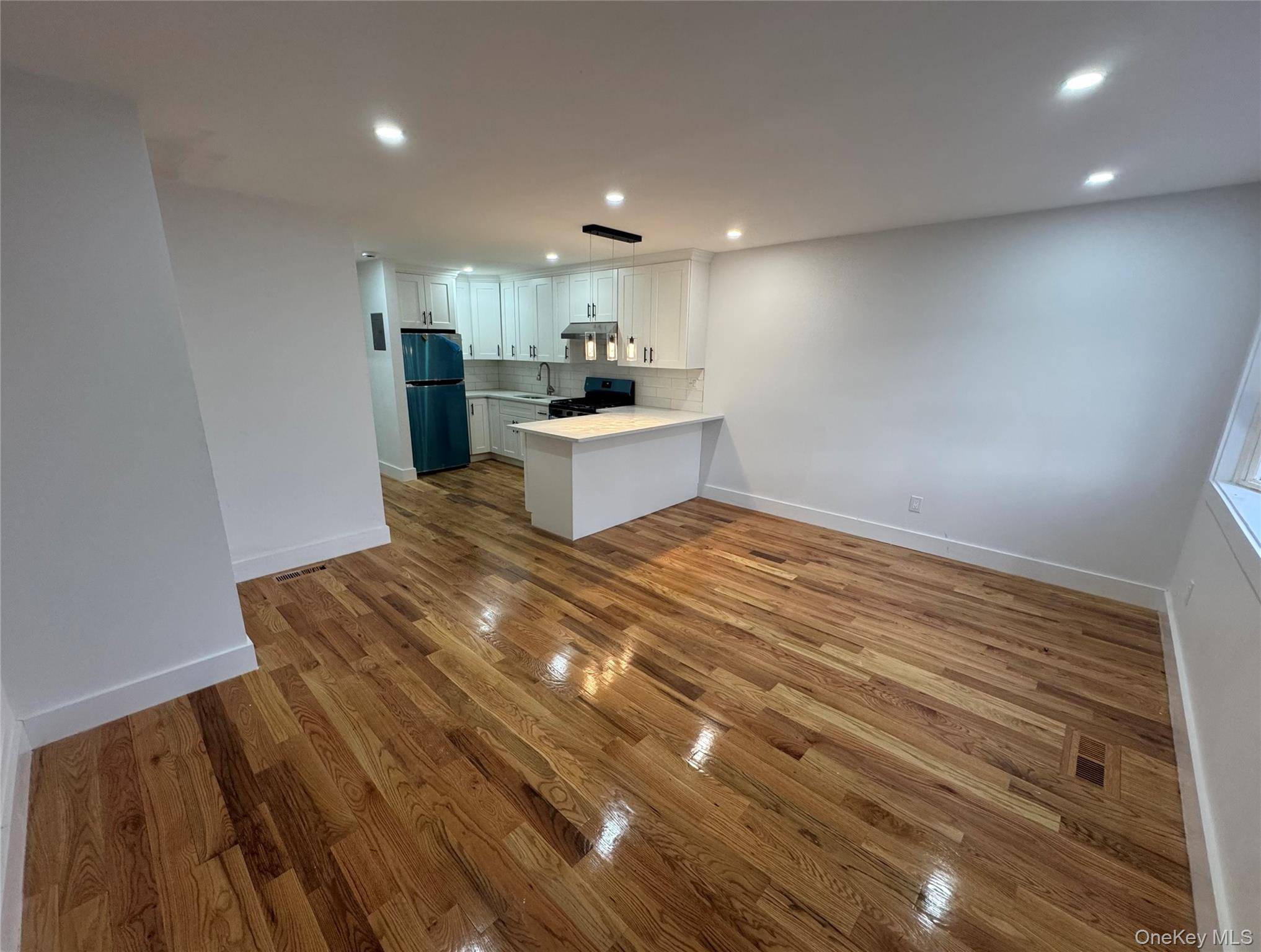 Address not disclosed, Springfield Gardens, NY 11413