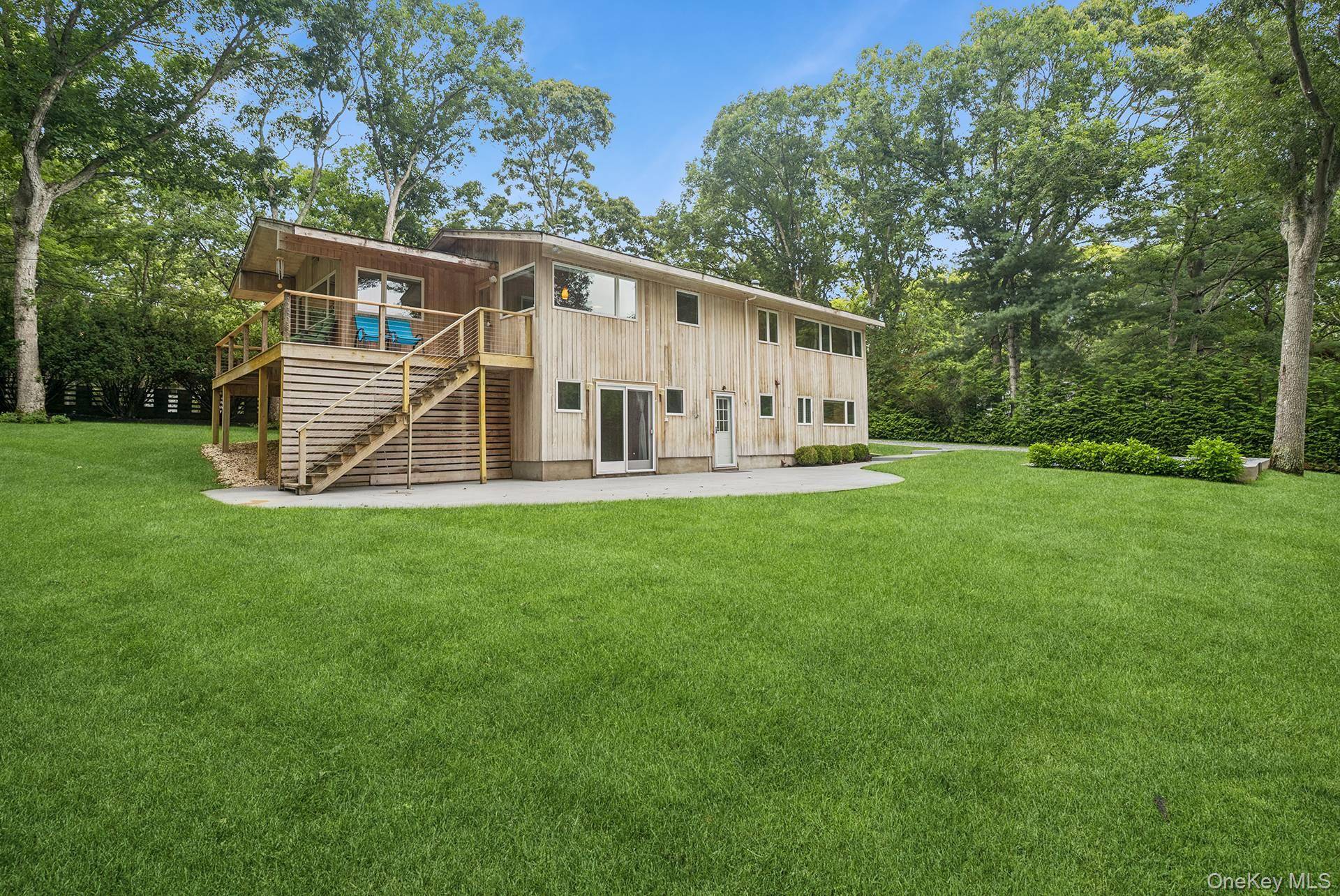 4 Lincoln ST, Sag Harbor, NY 11963