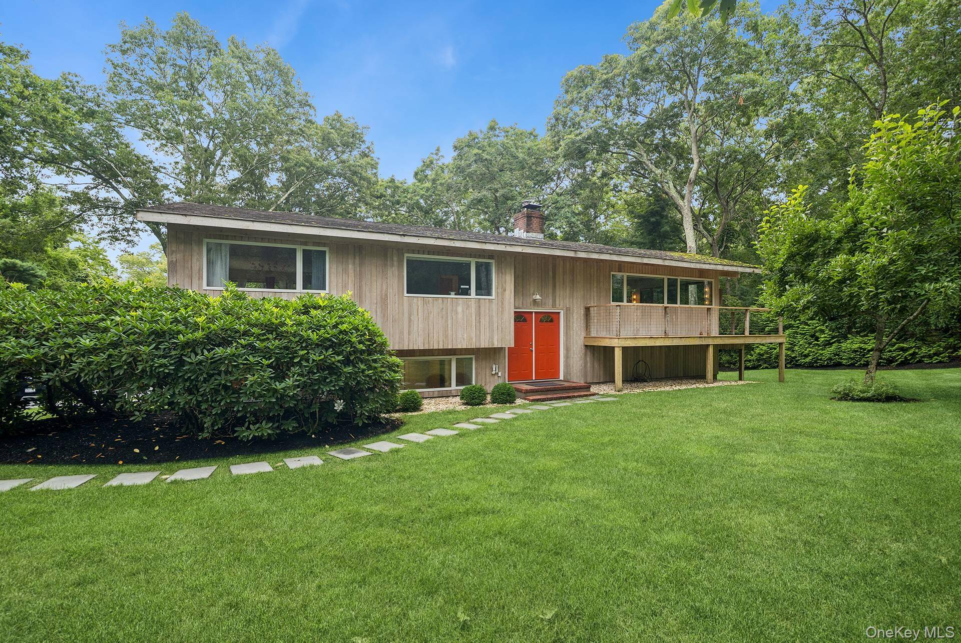 4 Lincoln ST, Sag Harbor, NY 11963