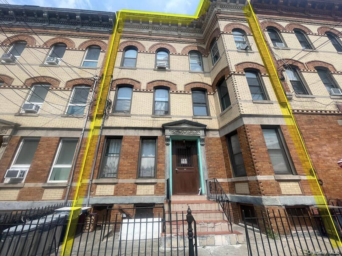 1881 Putnam AVE, Ridgewood, NY 11385